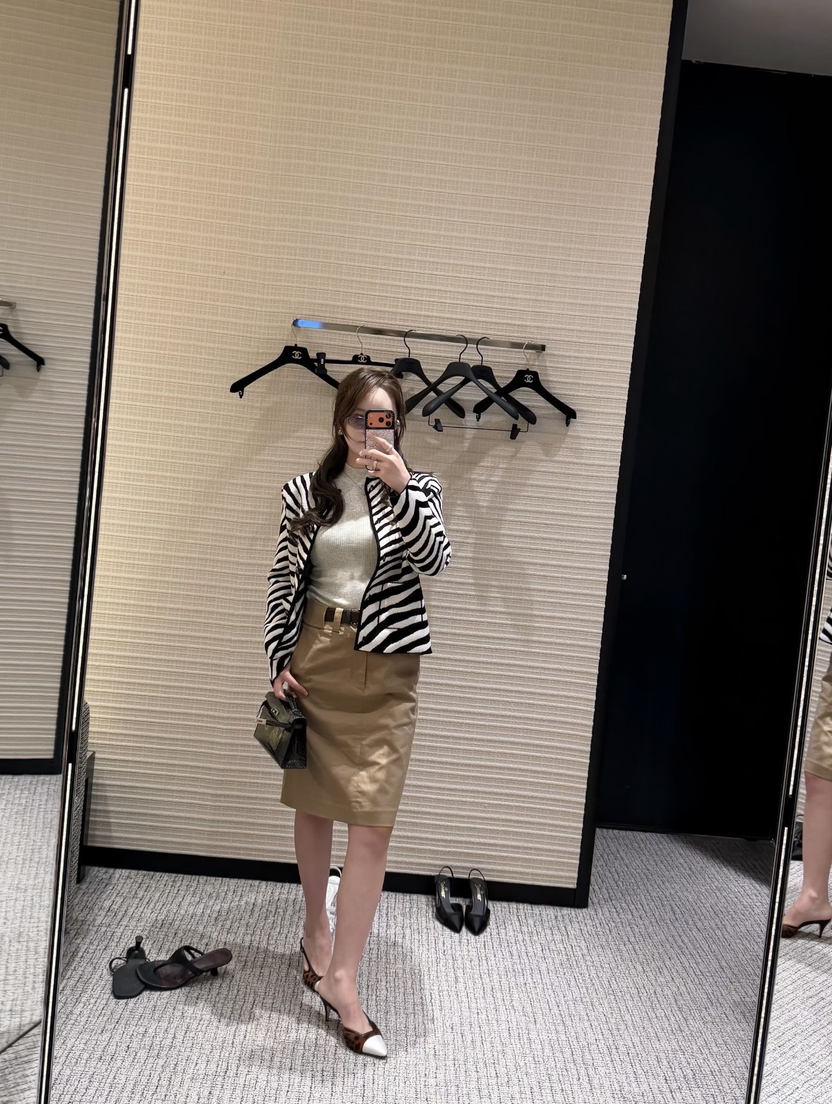 Chan 26fw zebra-pattern textured knit cardigan