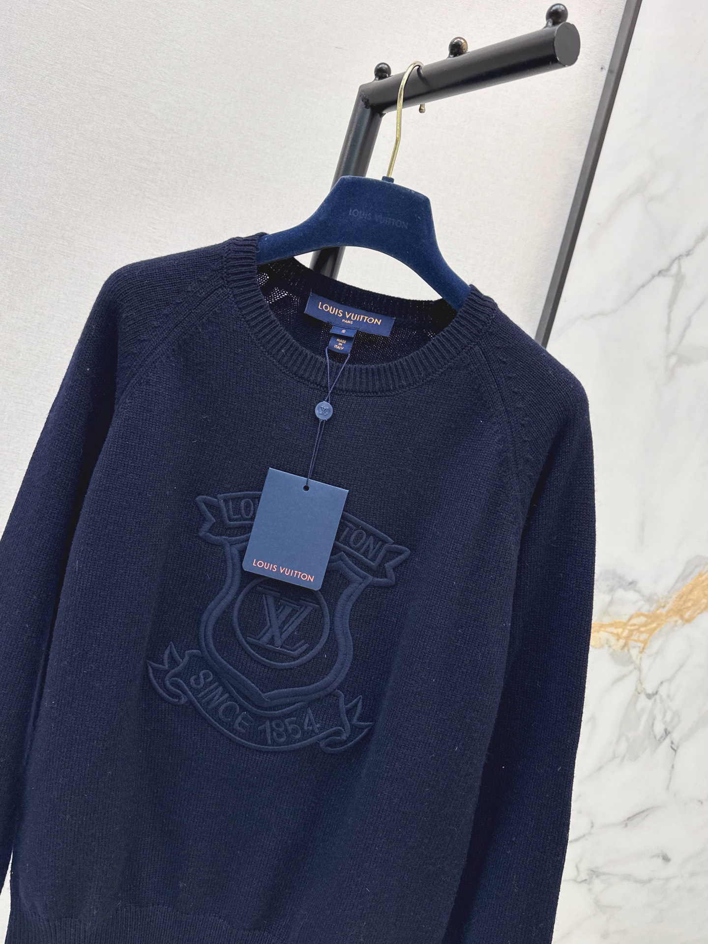 Loui 26fw embroidery knit sweter