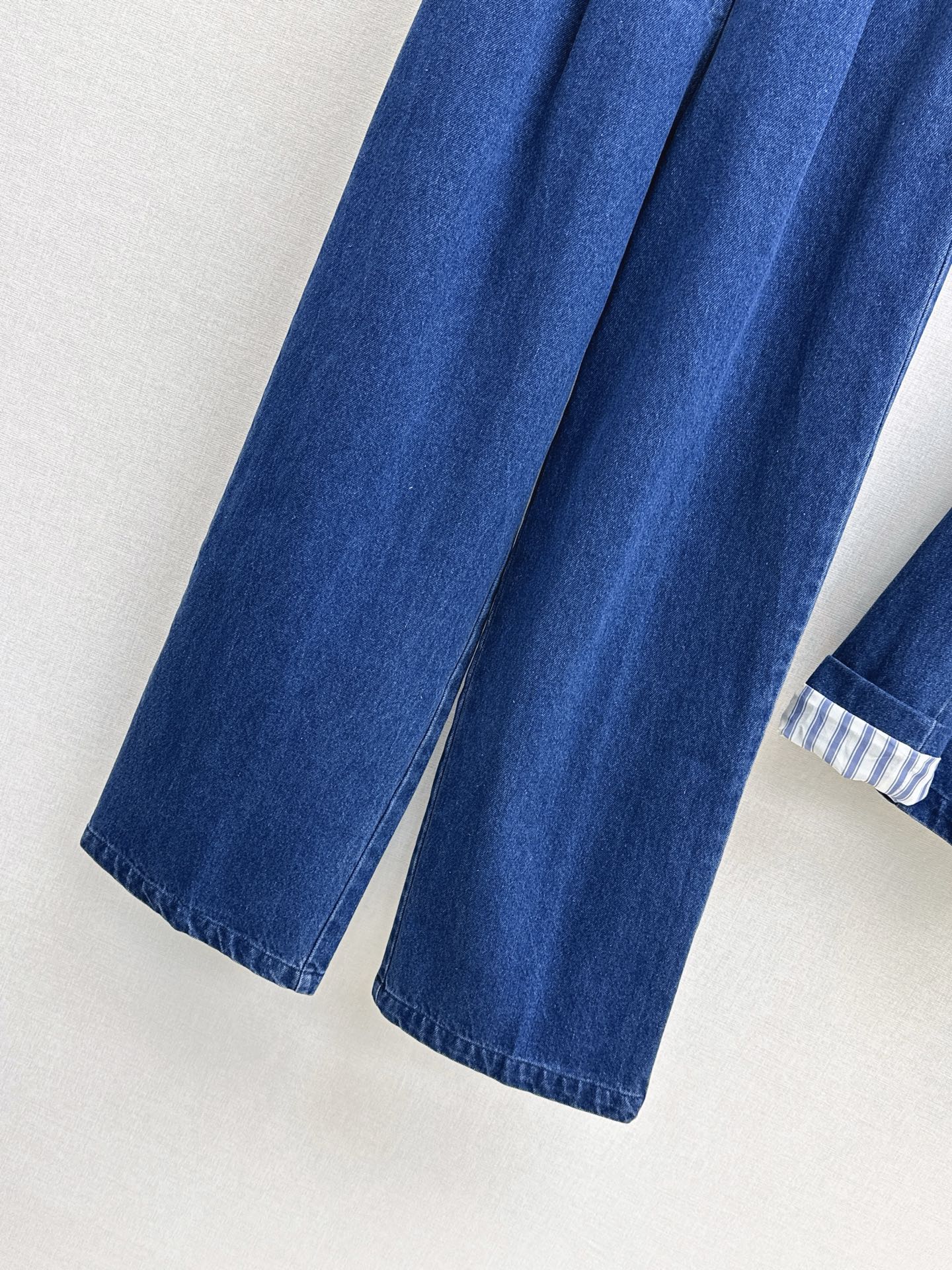 Pra 26fw belted straight-leg jeans