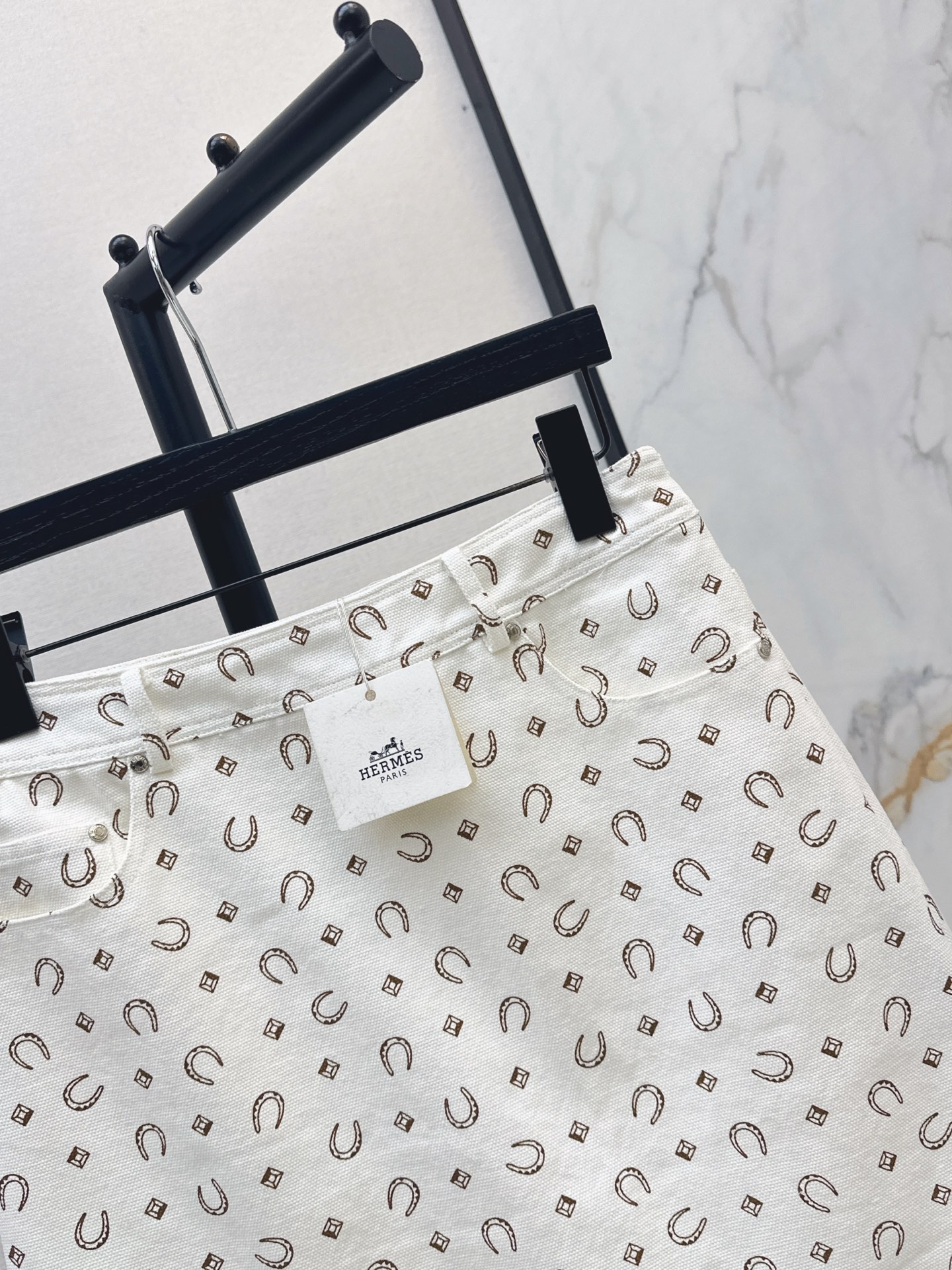 Herm 26fw print skirt