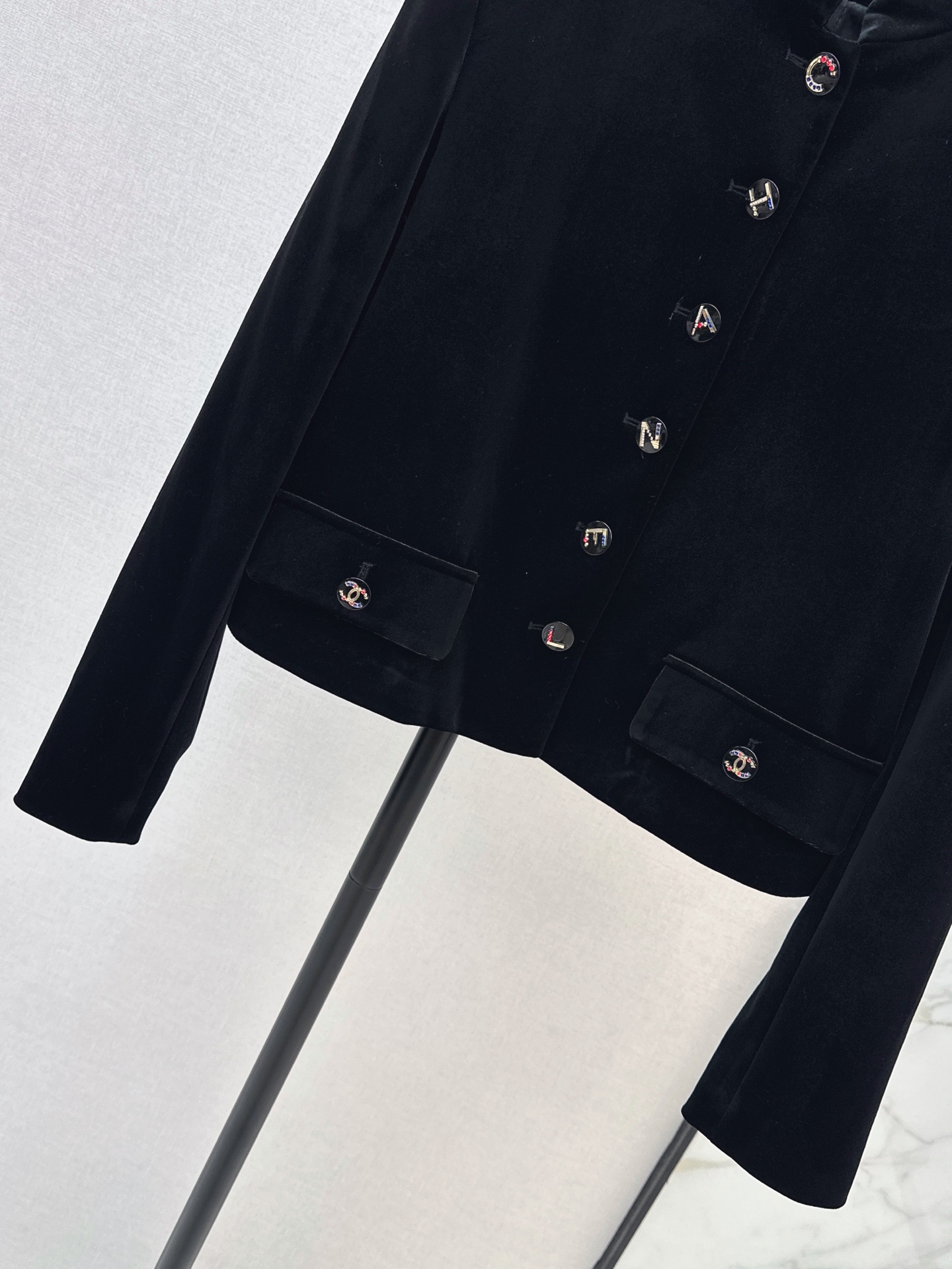 Chan 26fw velvet cropped jacket