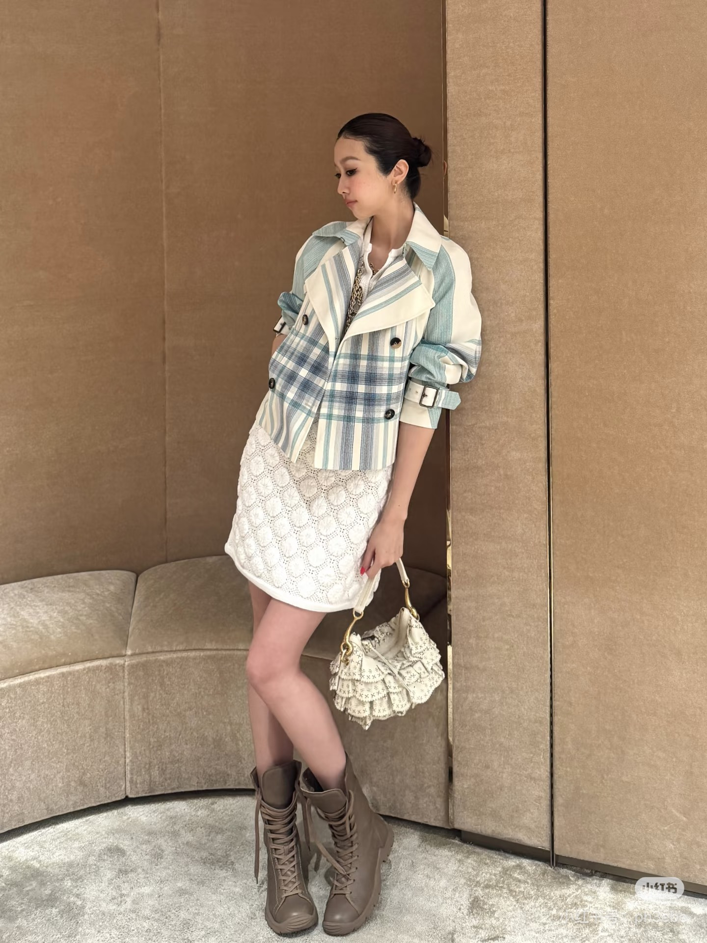 Bur 26fw check cropped trench coats