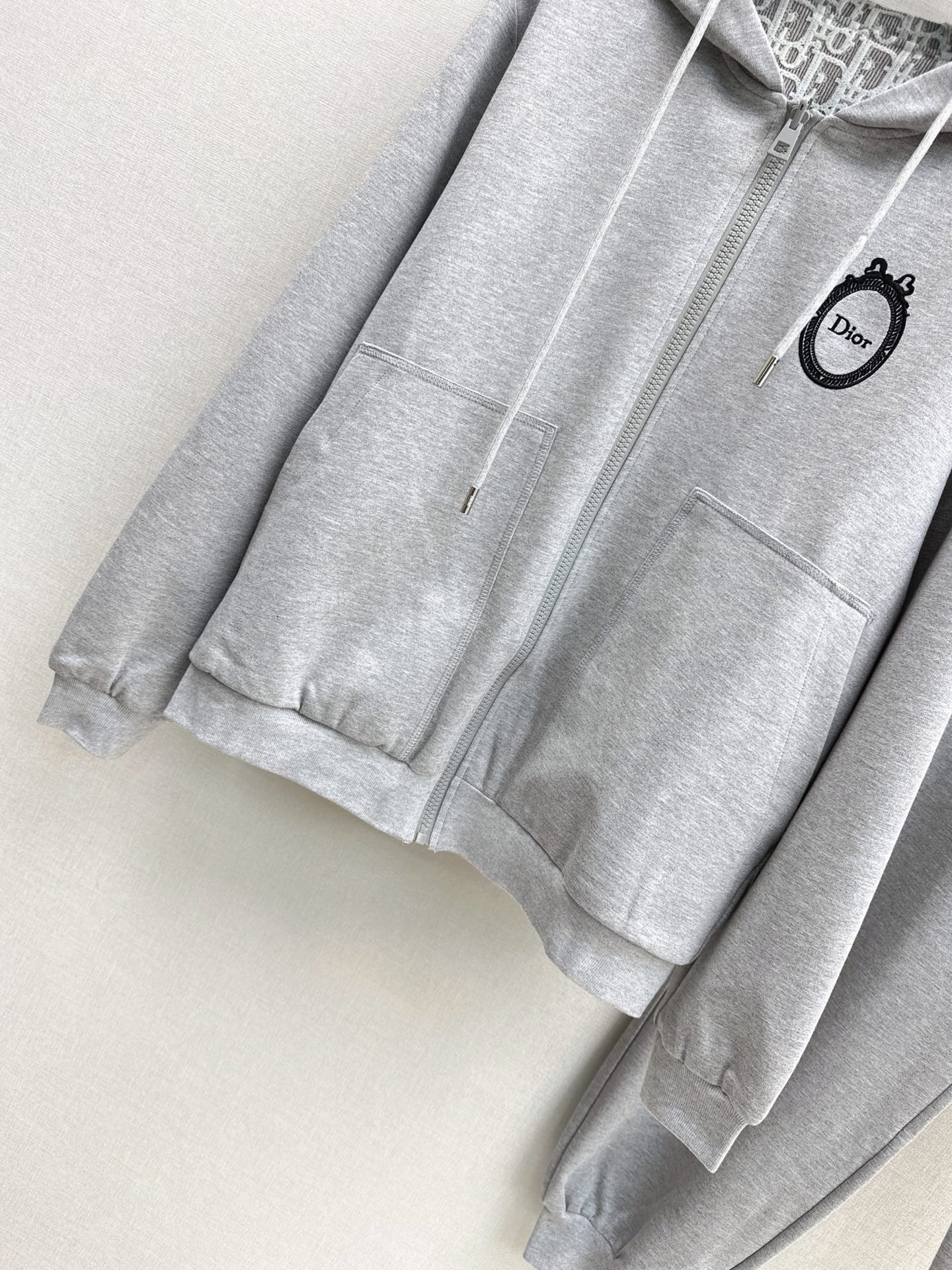 CD 26fw reversible hooded jacket pants sets