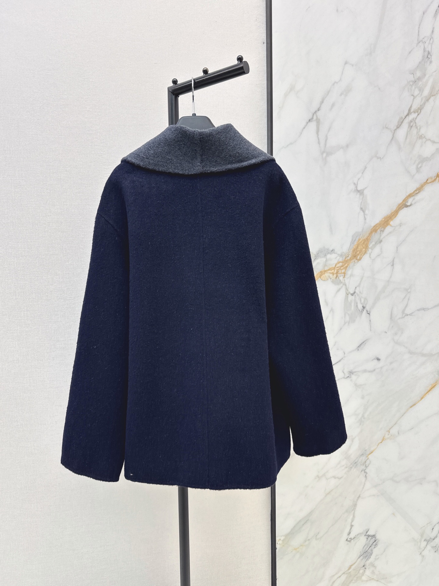 Max 26fw cropped woolen overcoats