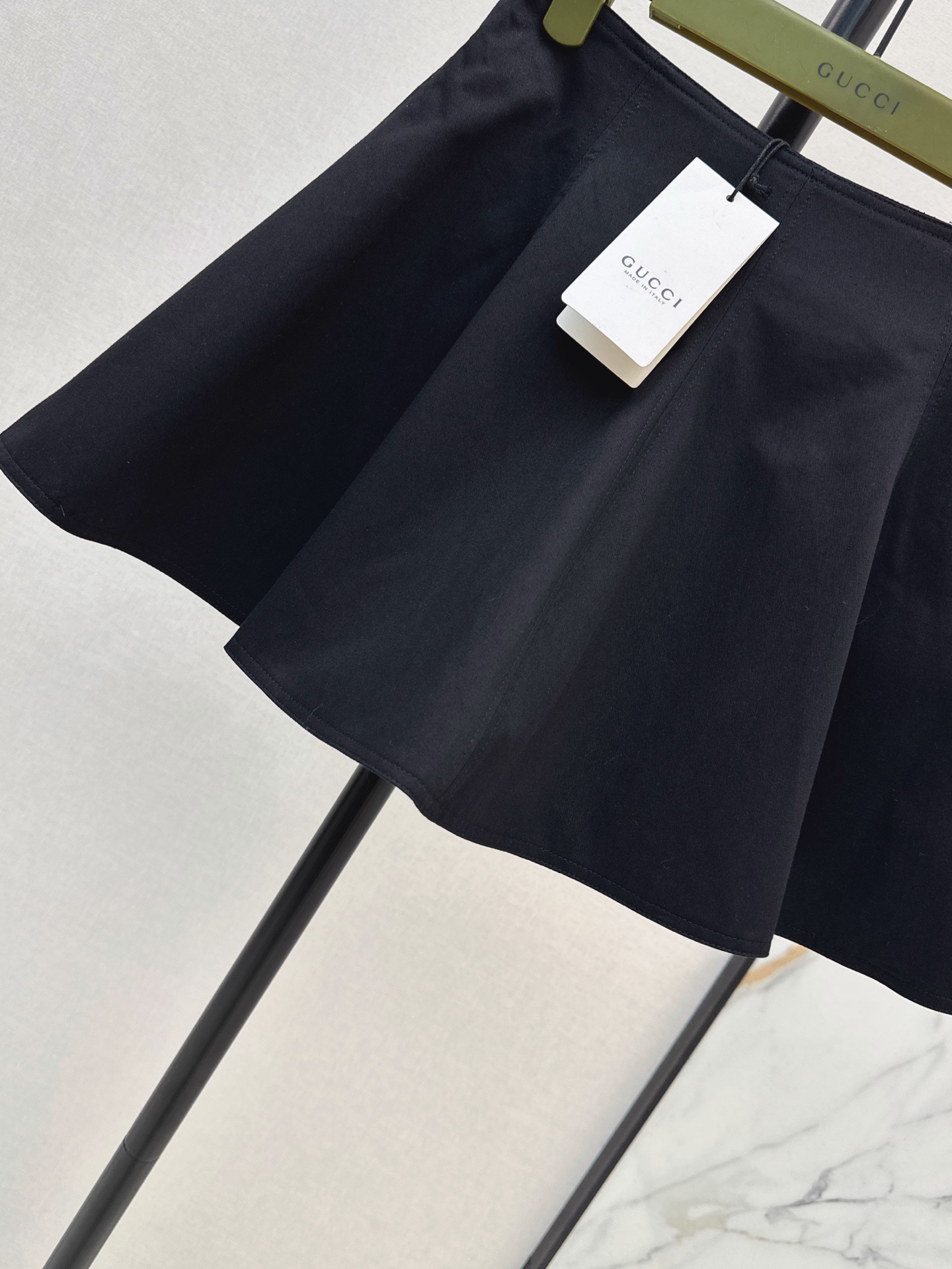Guc 26fw pleated mini skirt