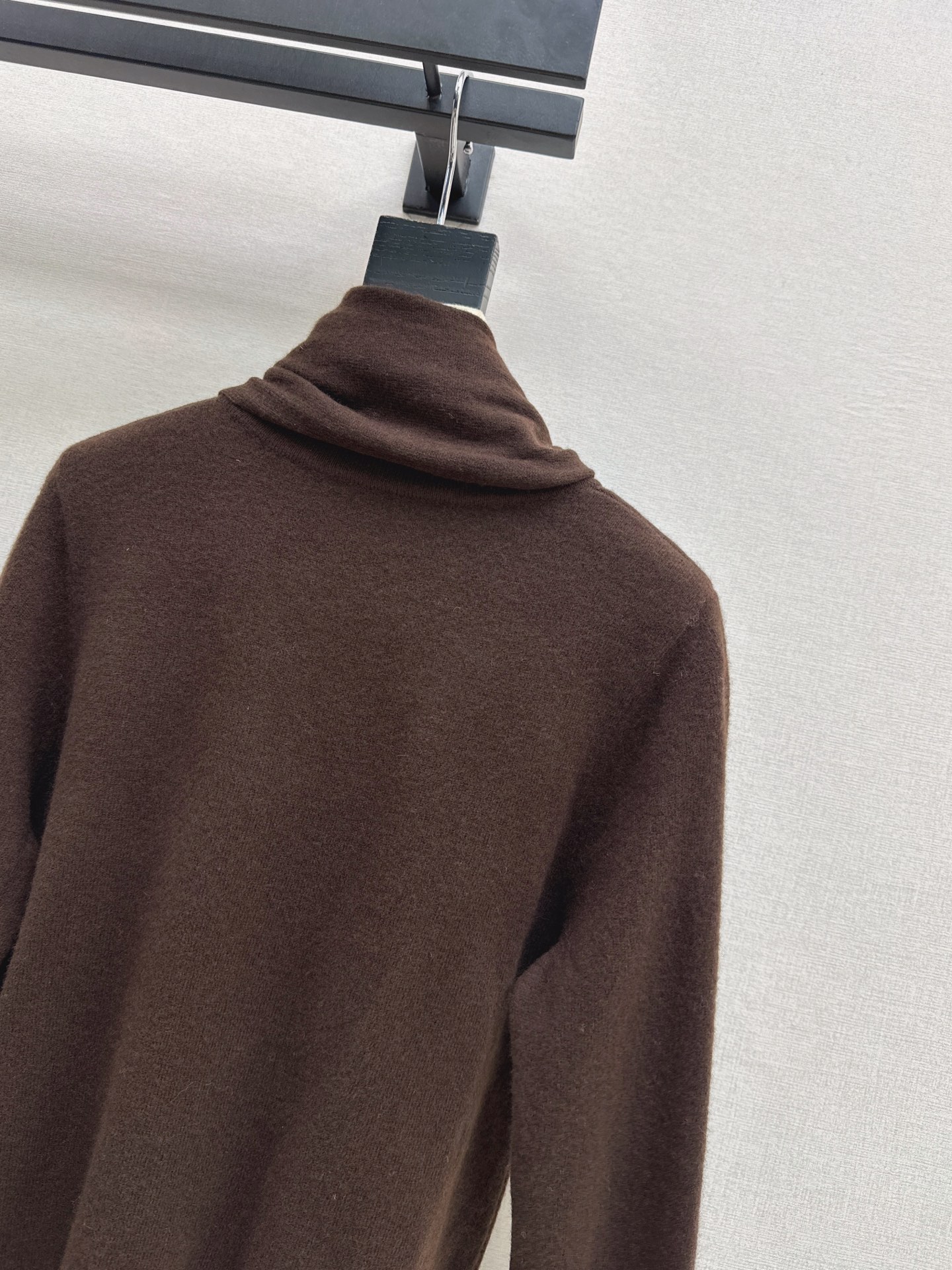 Row 26fw draped scarf-neck knit sweater