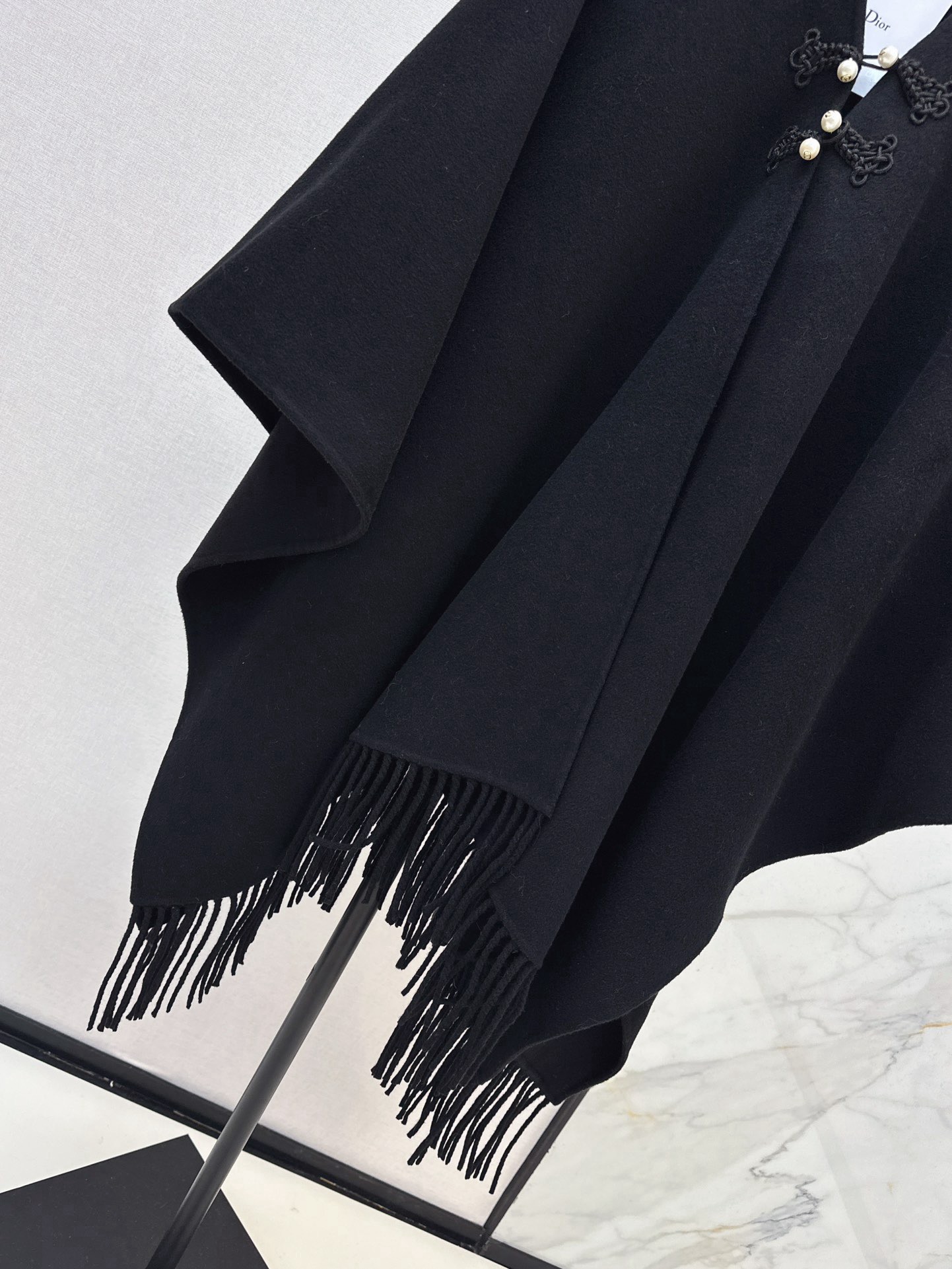 CD 26fw wool shawls