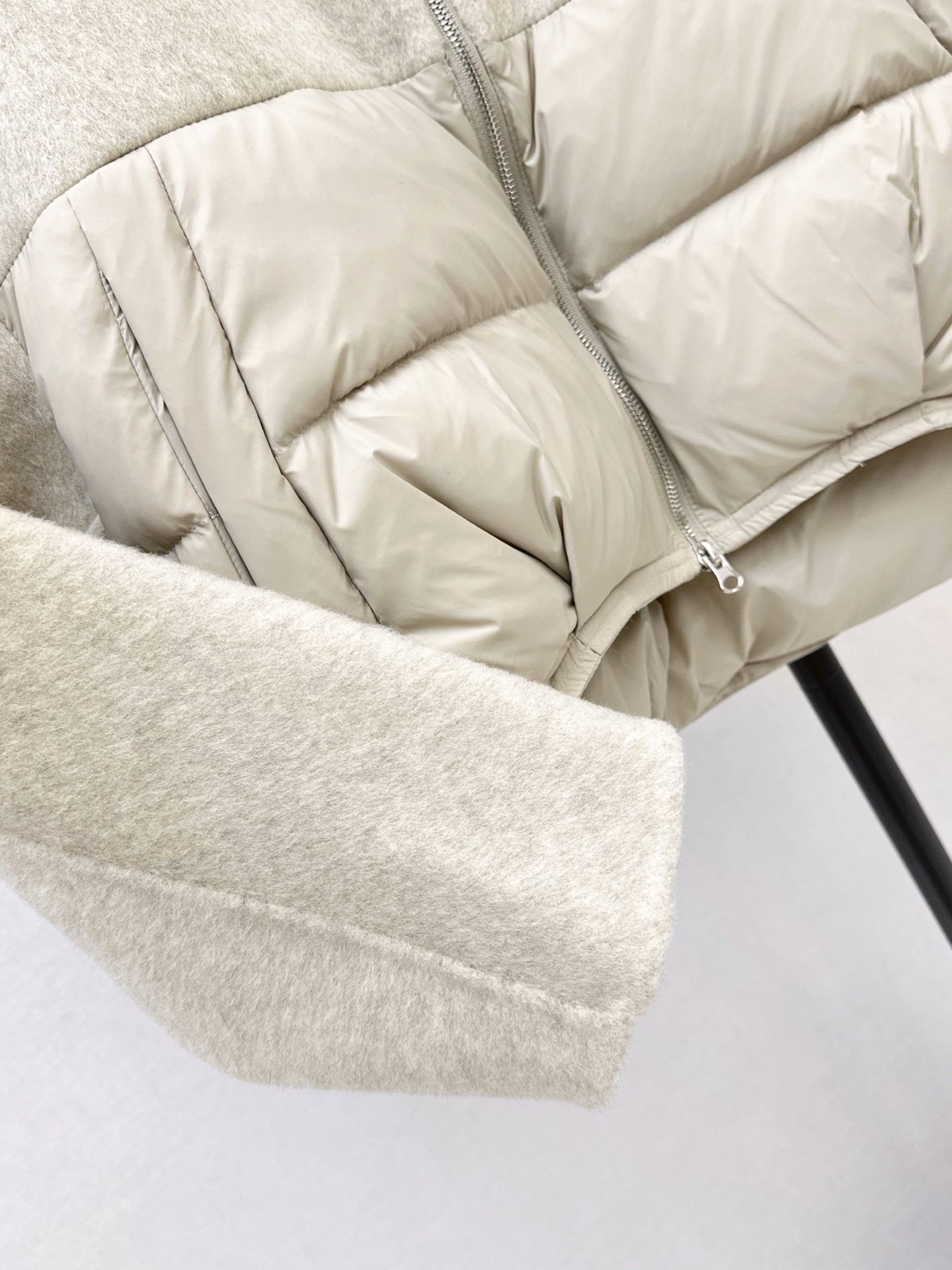 Max 26fw wool contract down jacket