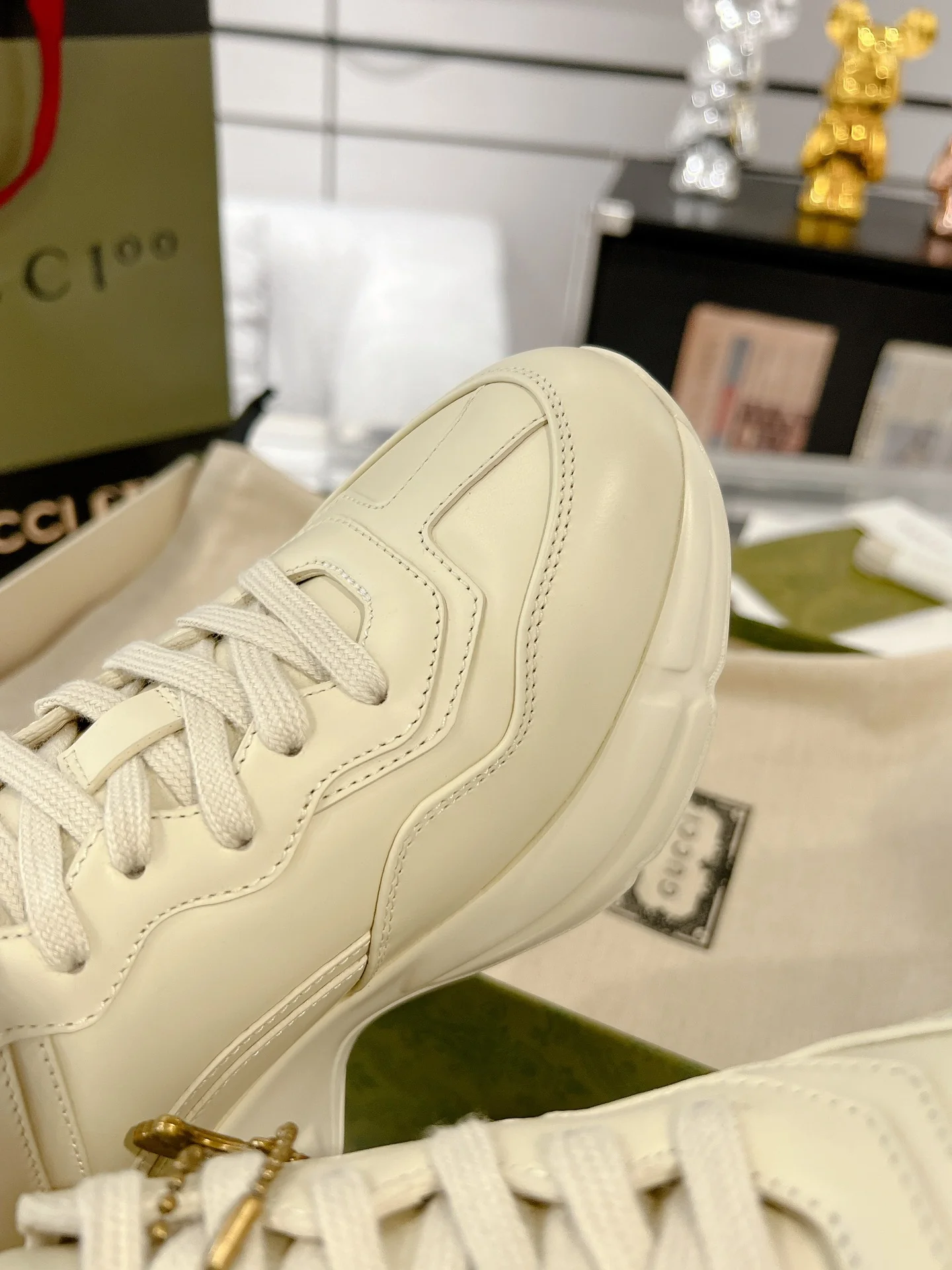 Gucc 25fw dad's shoes
