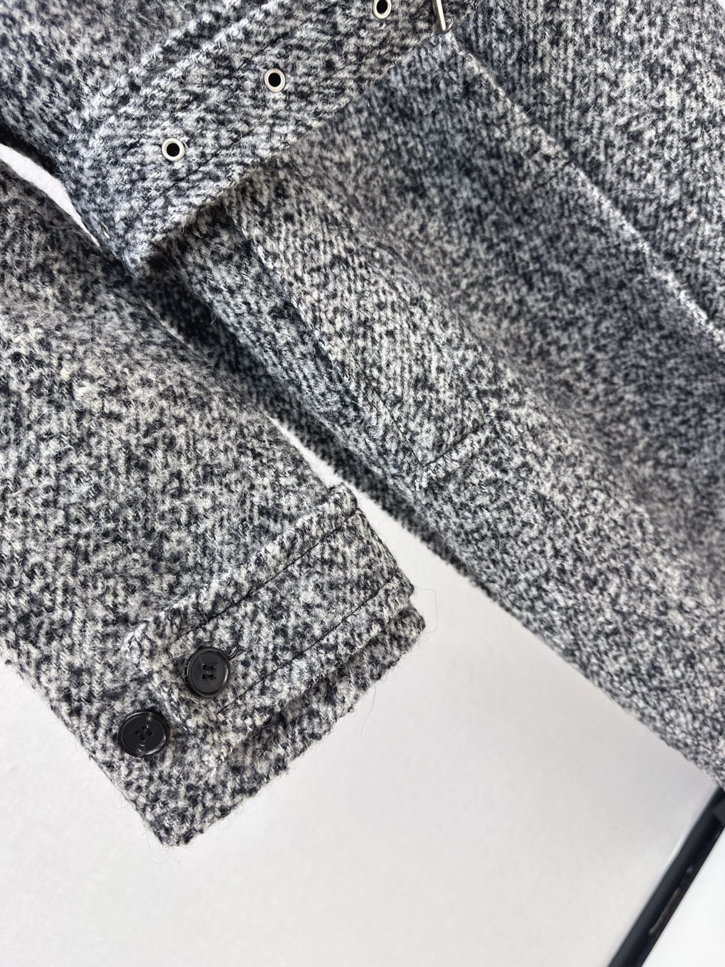 Loe 26fw woolen belted overcoats
