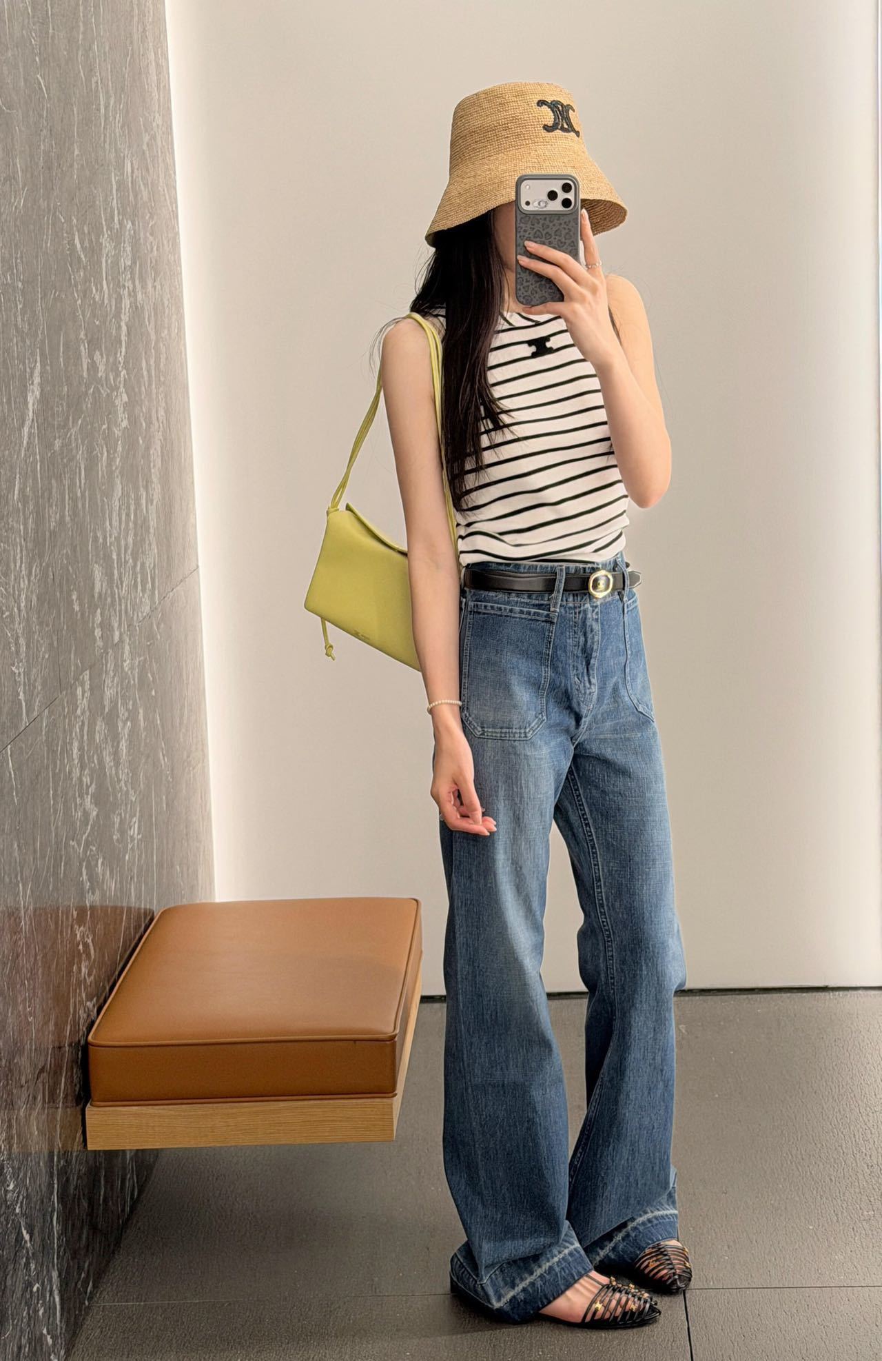 Celi 26fw flared jeans