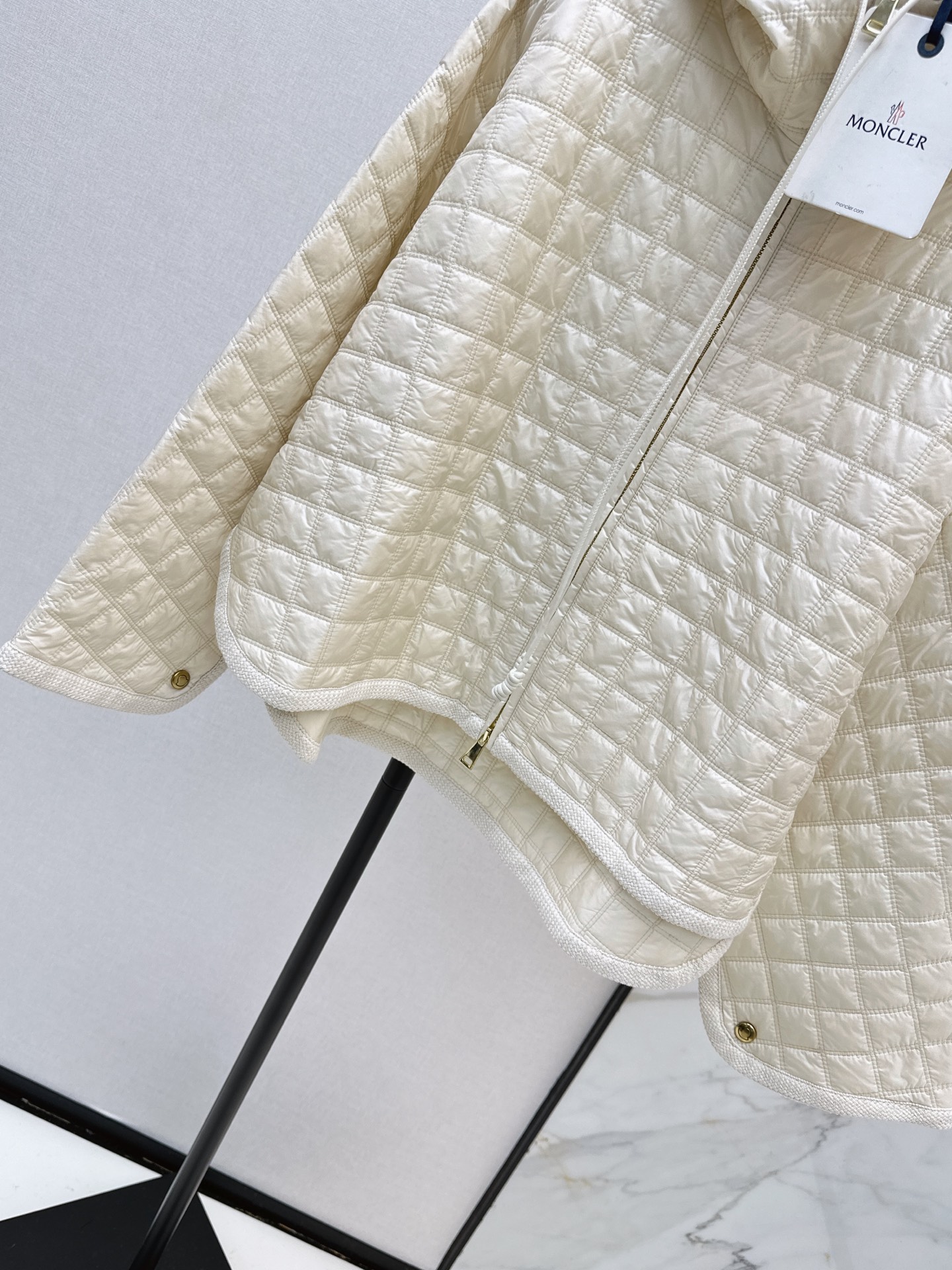 Monc 26fw hooded padded jacket