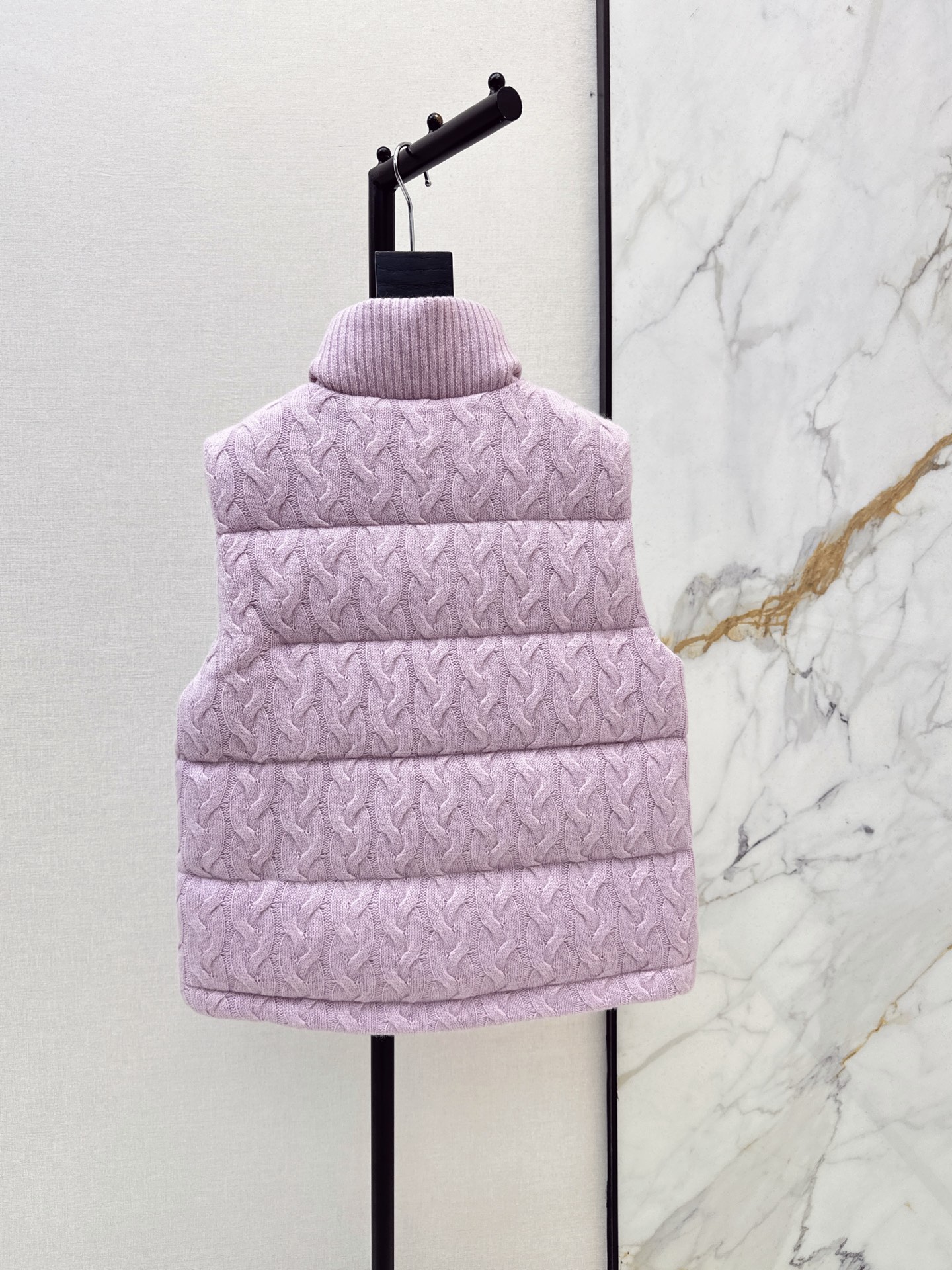 Brun 26fw knit contract down vest
