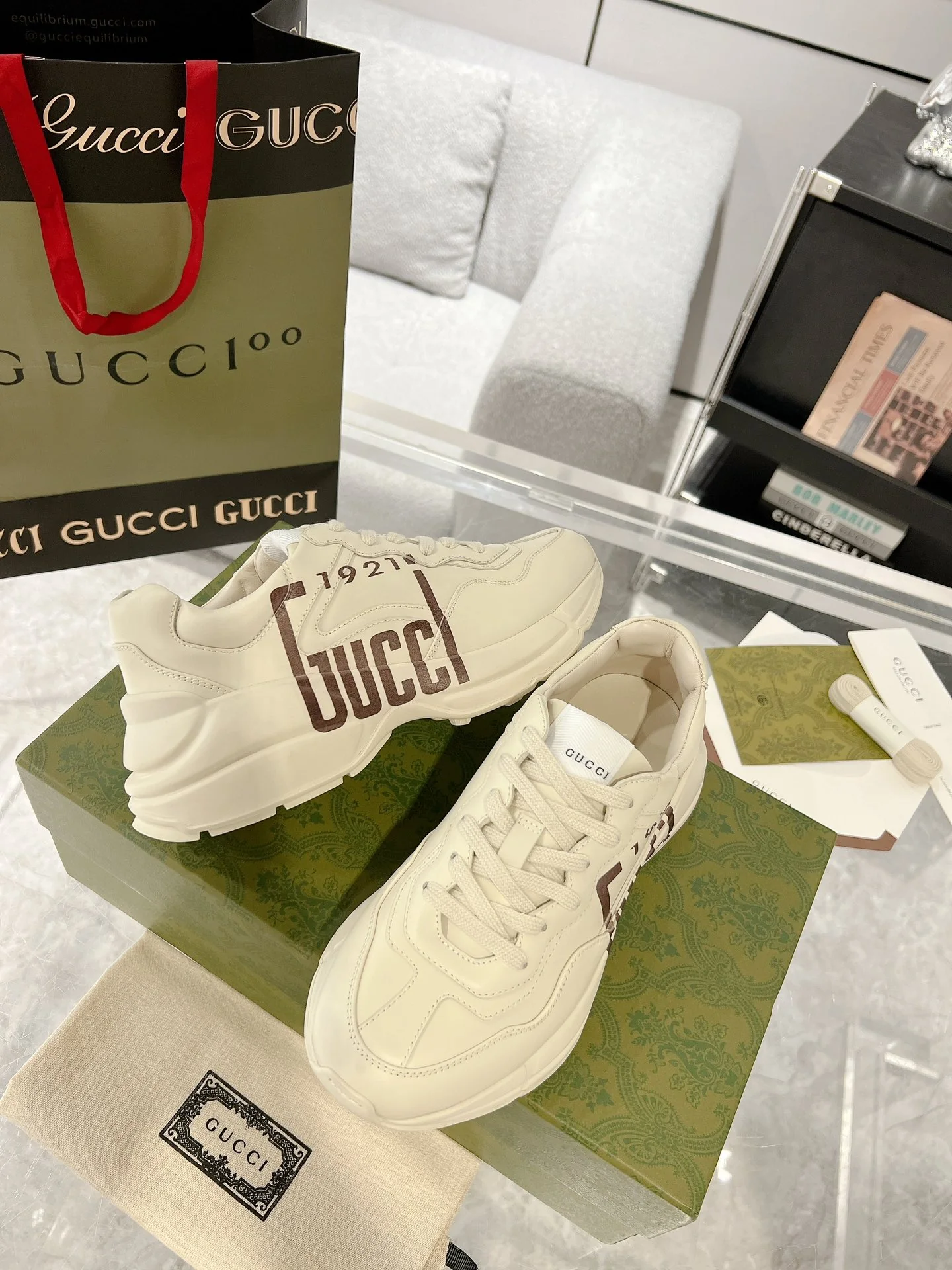 Gucc 25fw dad's shoes