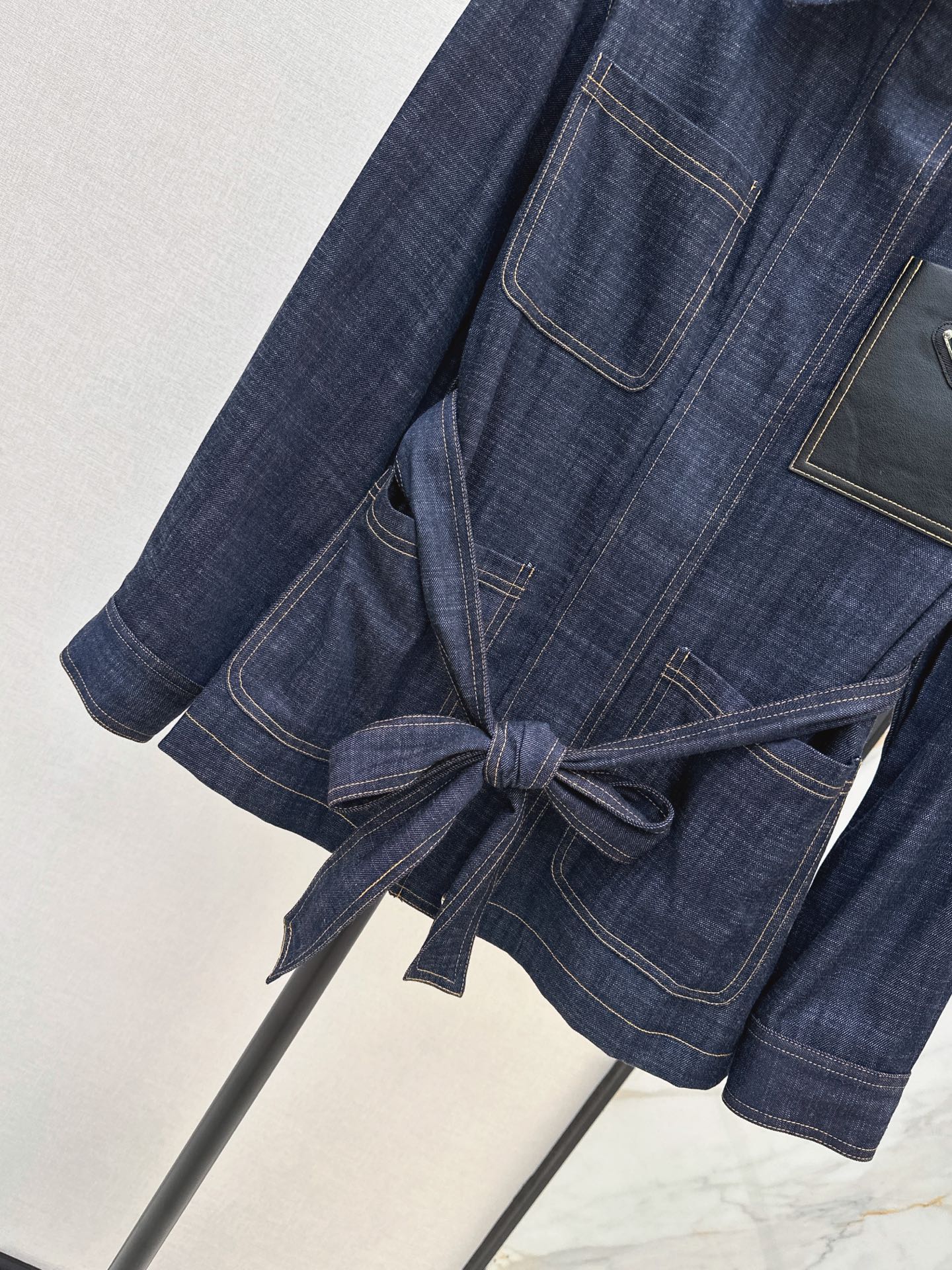 Pra 26fw belted denim jacket