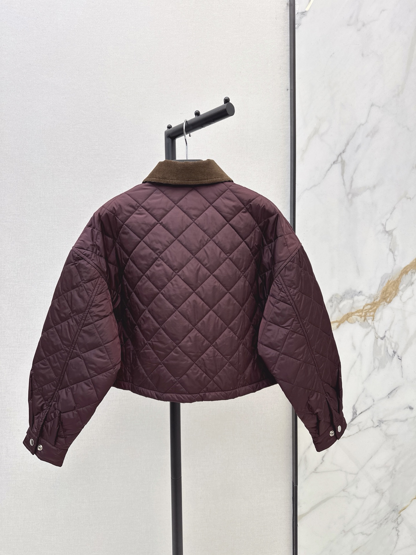 Pra 26fw cropped padded jacket