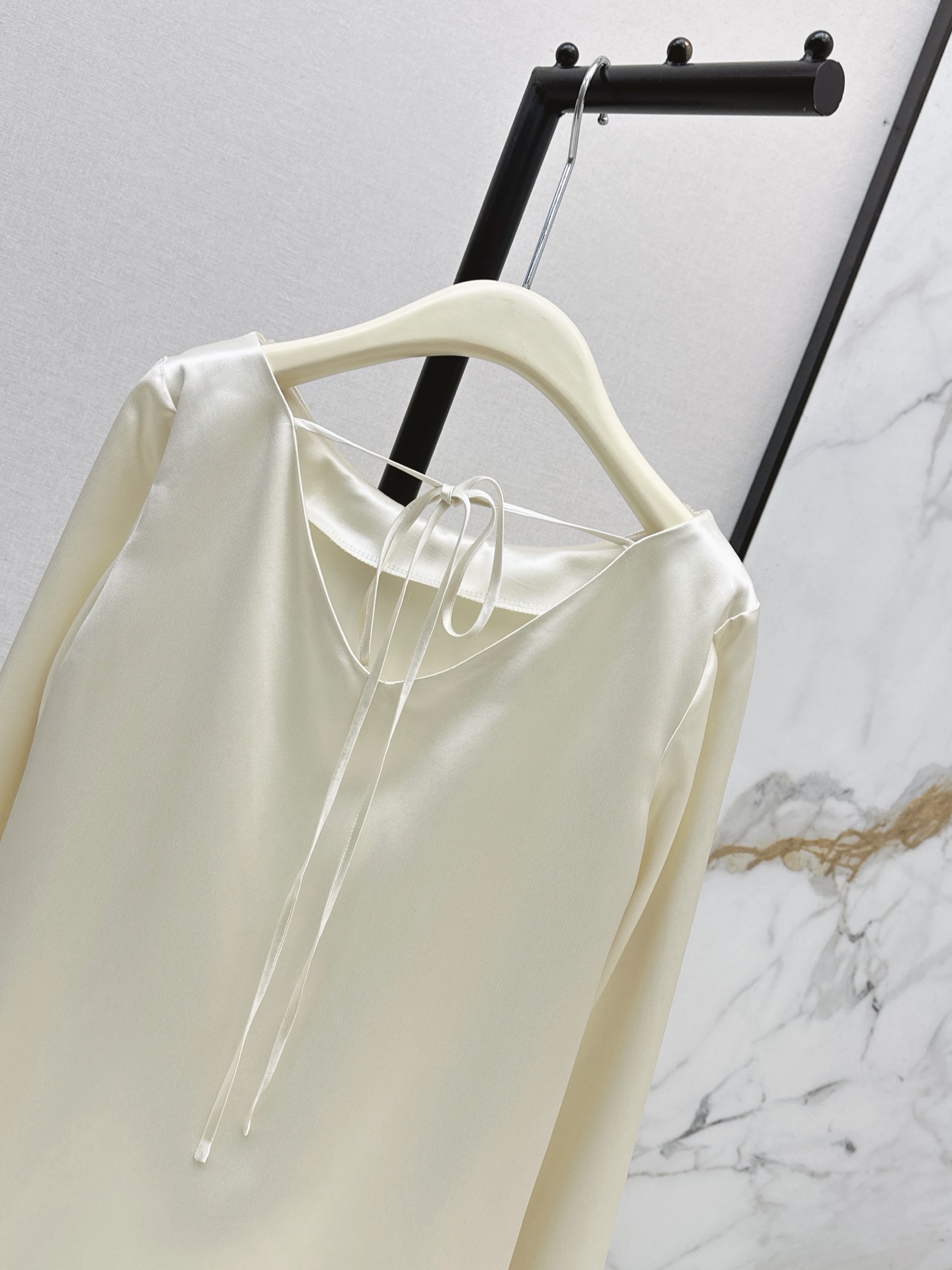 Row 26fw flare sleeve dress