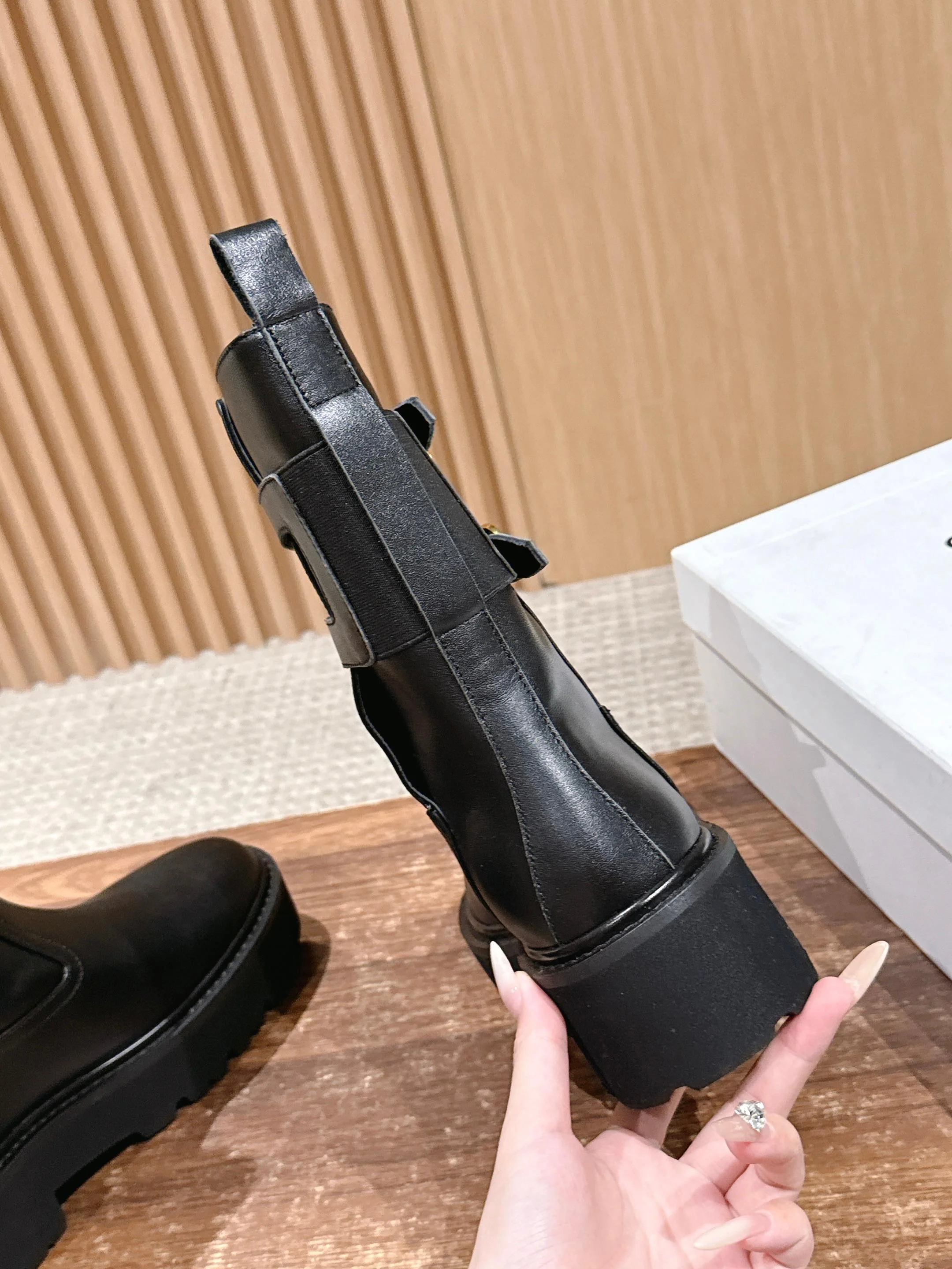 Celi 25fw boots