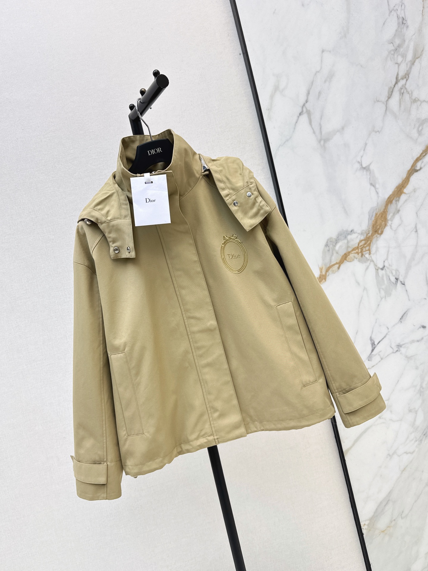 CD 26fw hooded cropped trench coats