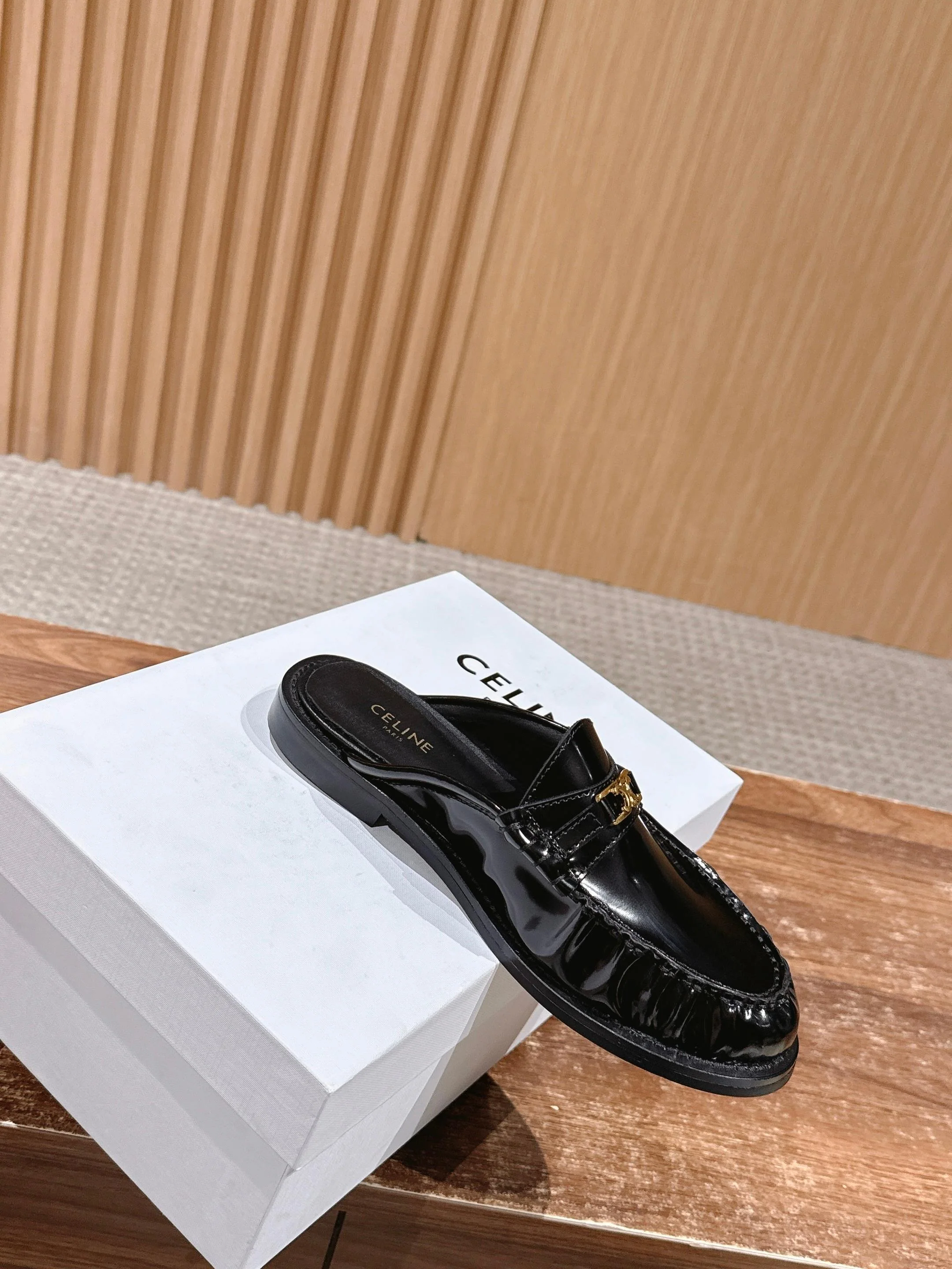 Celi 25fw mules