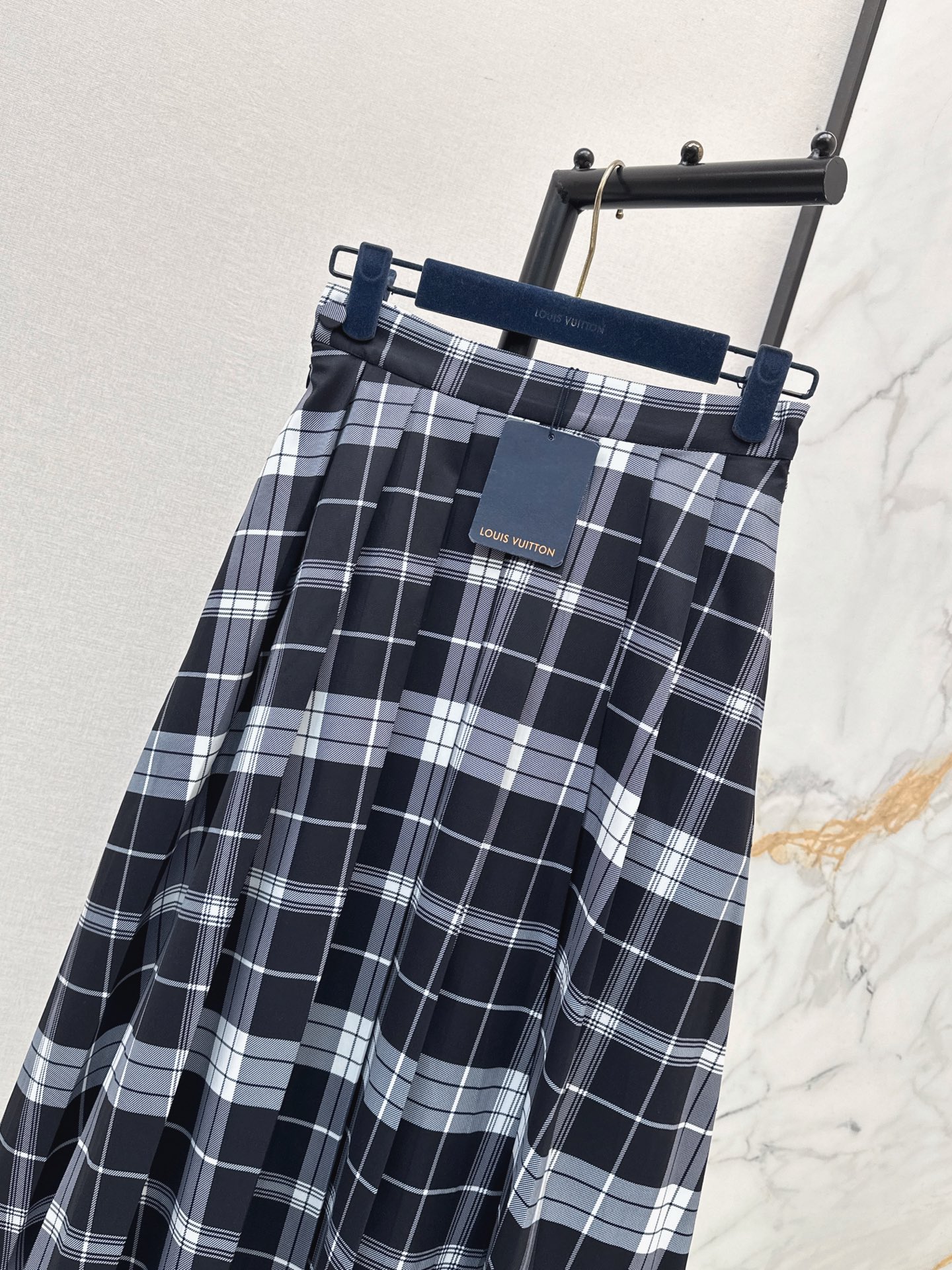 Loui 26fw check pleated skirt