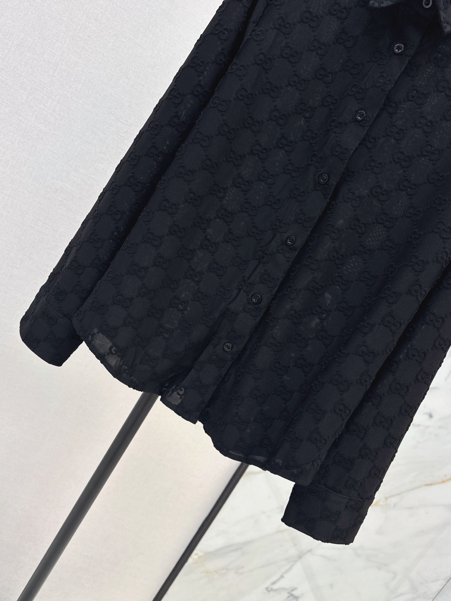 Guc 26ss lace shirt