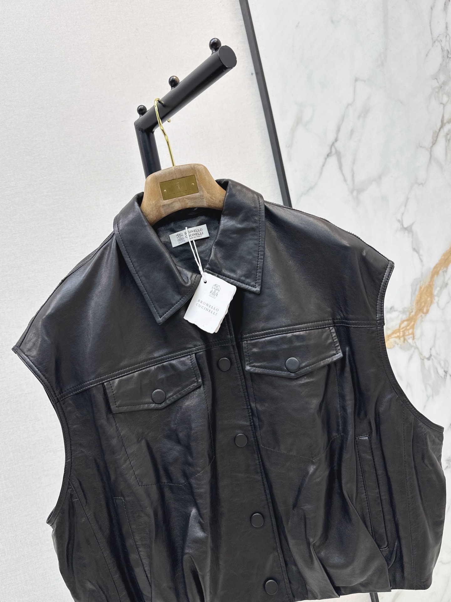 Brun 26fw leather vest jacket