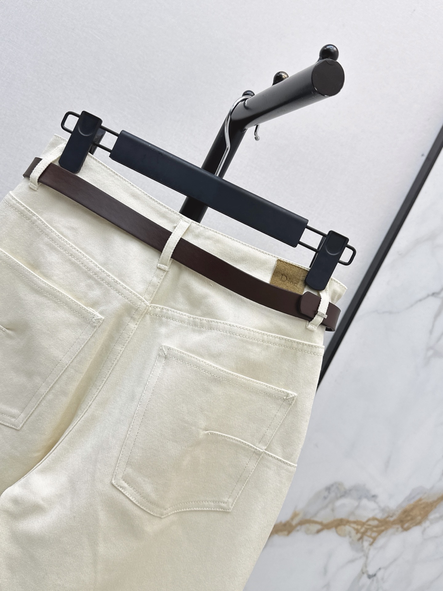 CD 26fw belted jeans