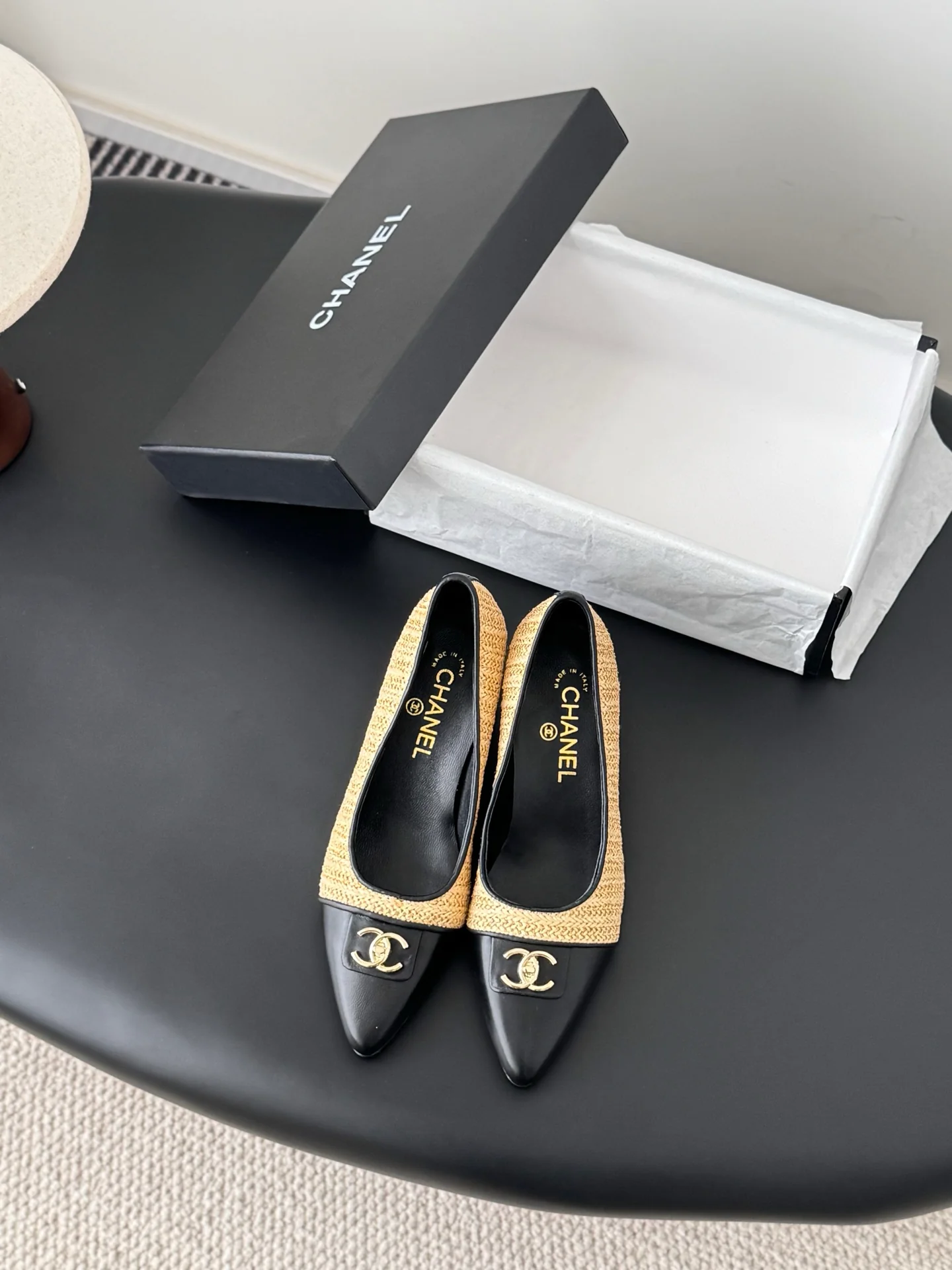 Chan 26ss kitten heel