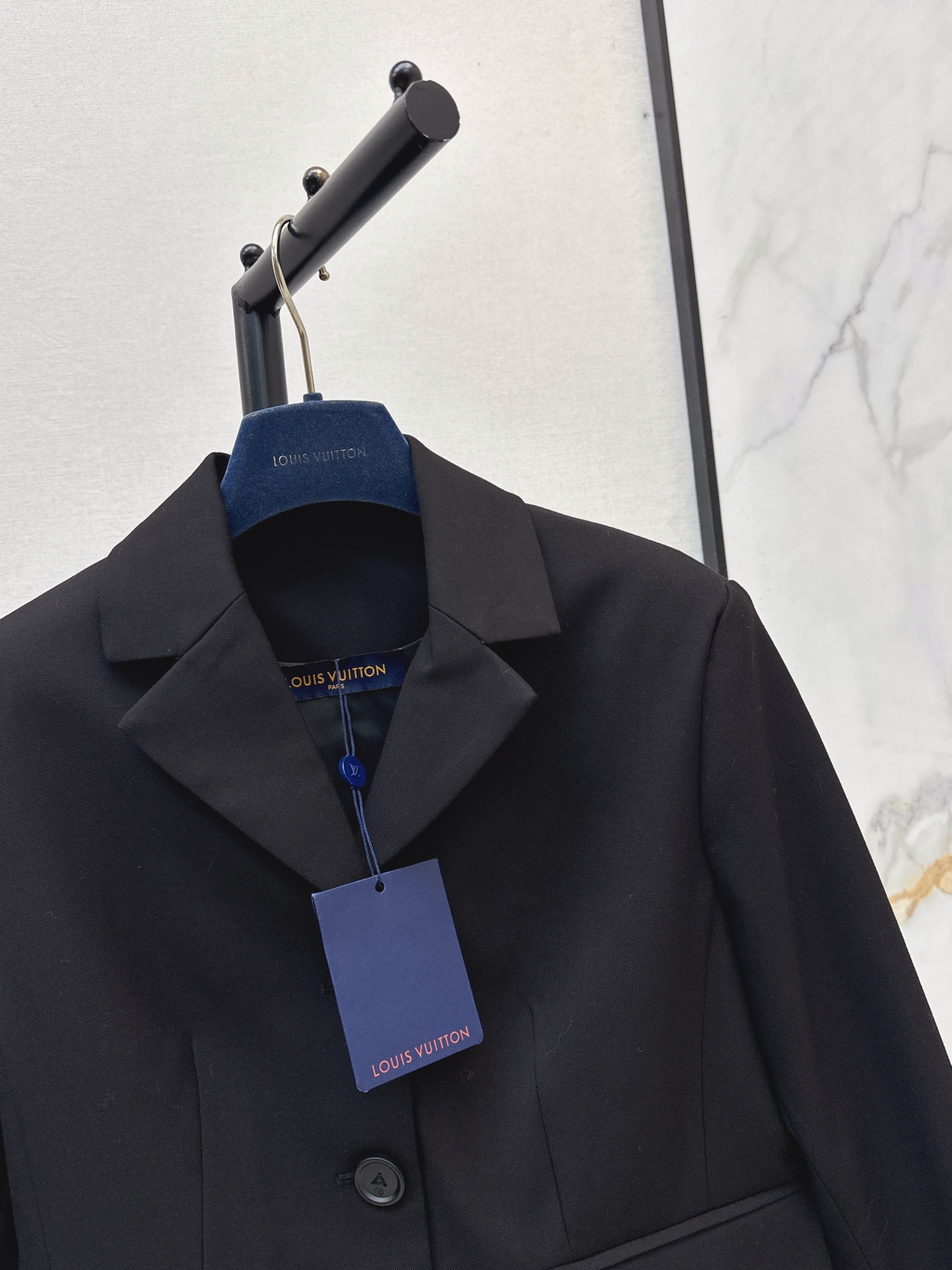 Loui 26fw cropped blazer