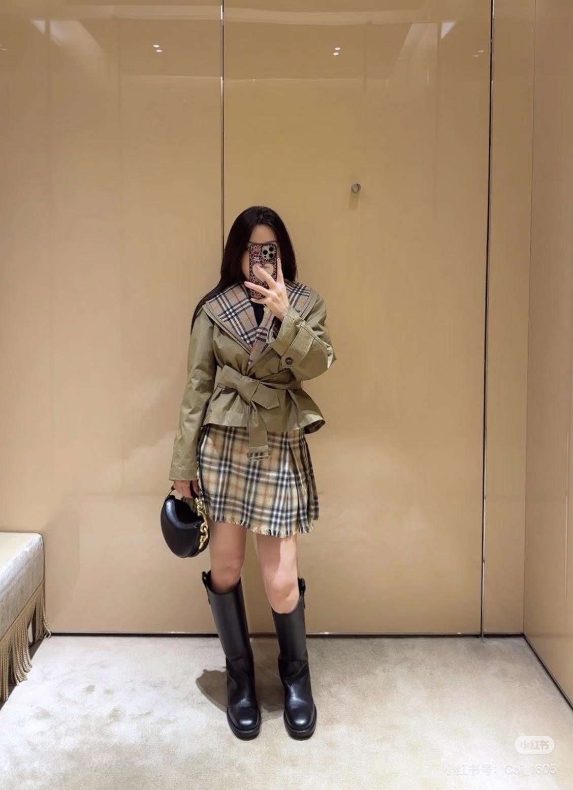 Burb 26fw trench coats with plaid lining