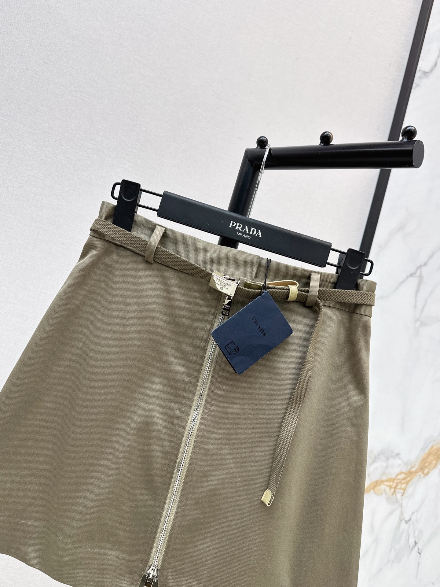 Pra 26fw zipper mini skirt