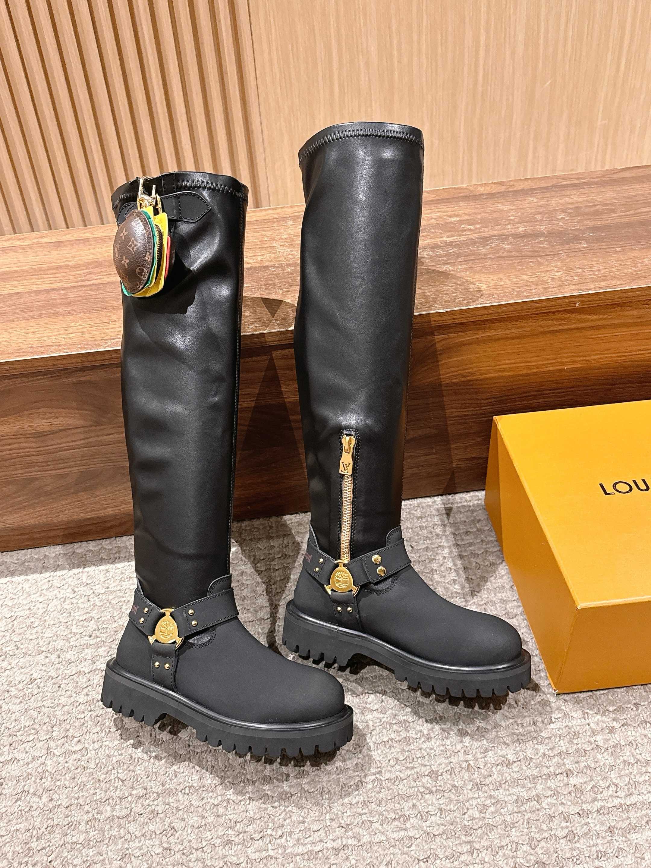 Loui 25fw boots
