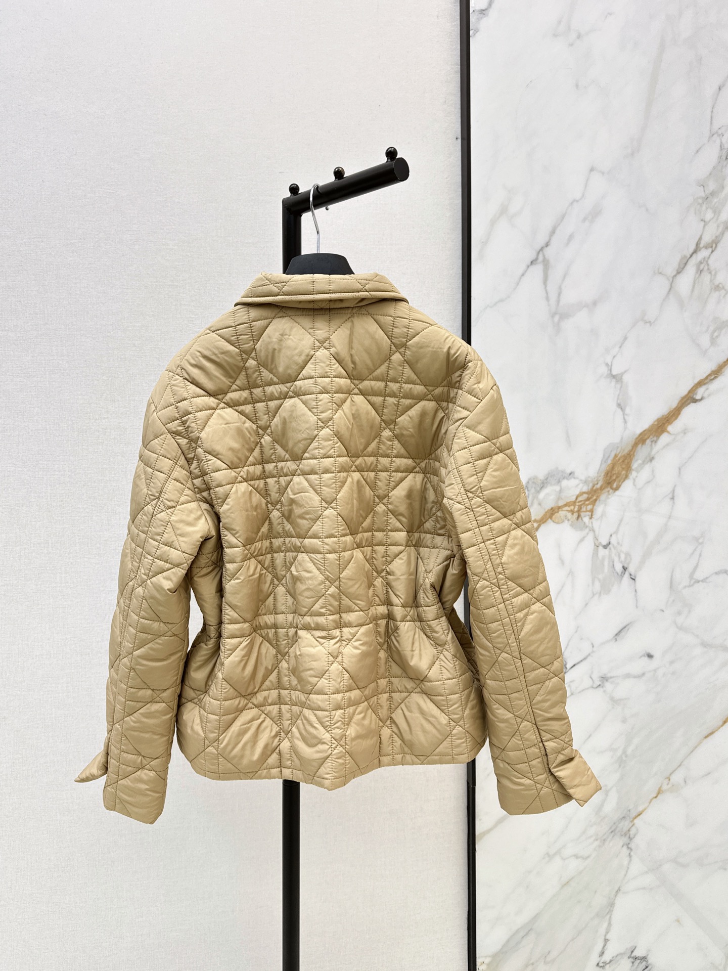 CD 26fw drawstring padded jacket