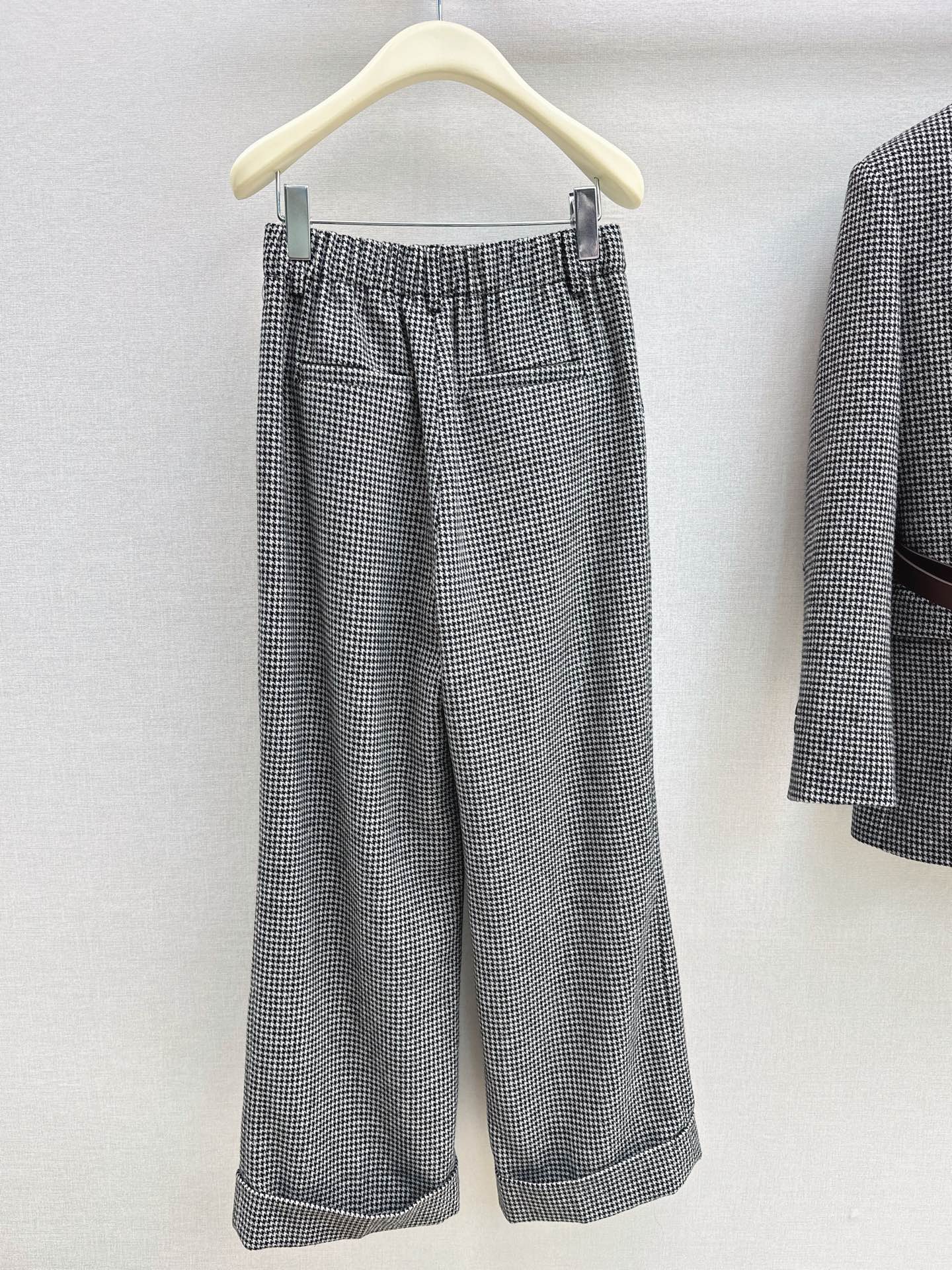Brun 26fw suit pants