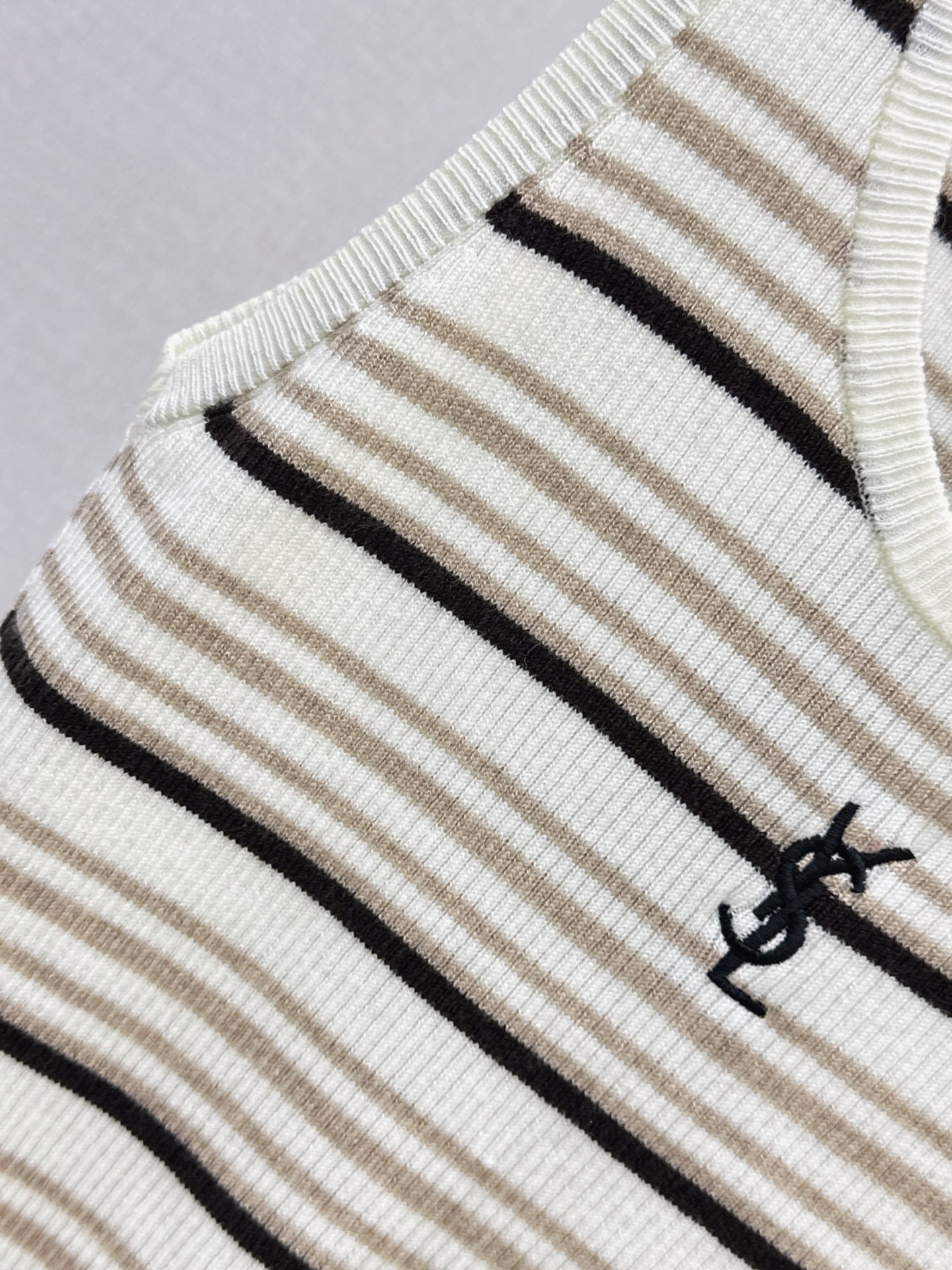 Sain 26fw stripe knit vest
