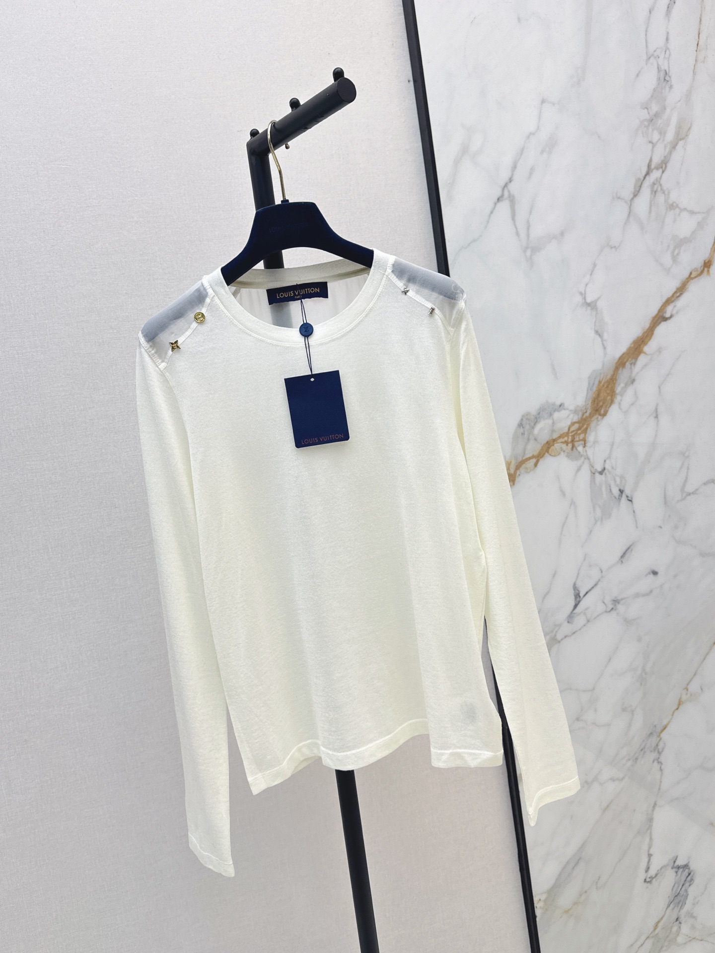 Loui 26fw basic tee