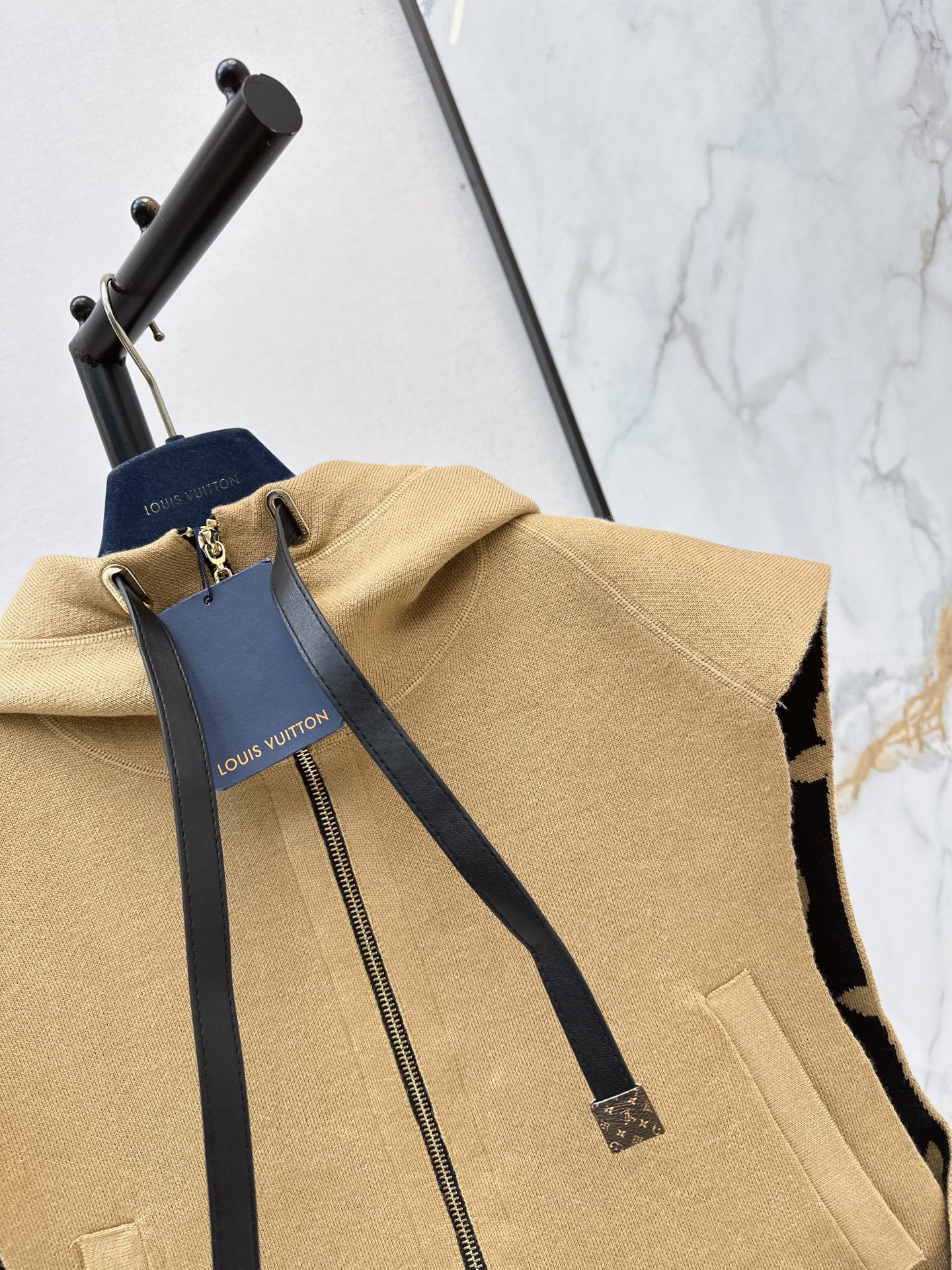 Loui 26ss hooded cape vest jacket