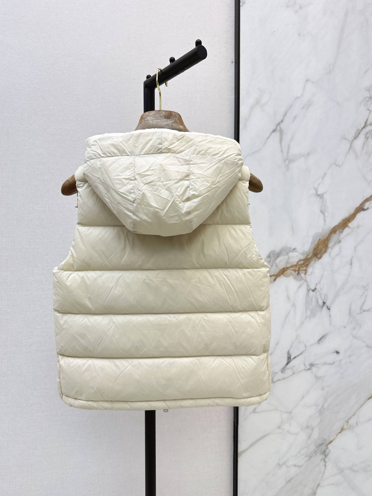 Brun 26fw hooded down vest