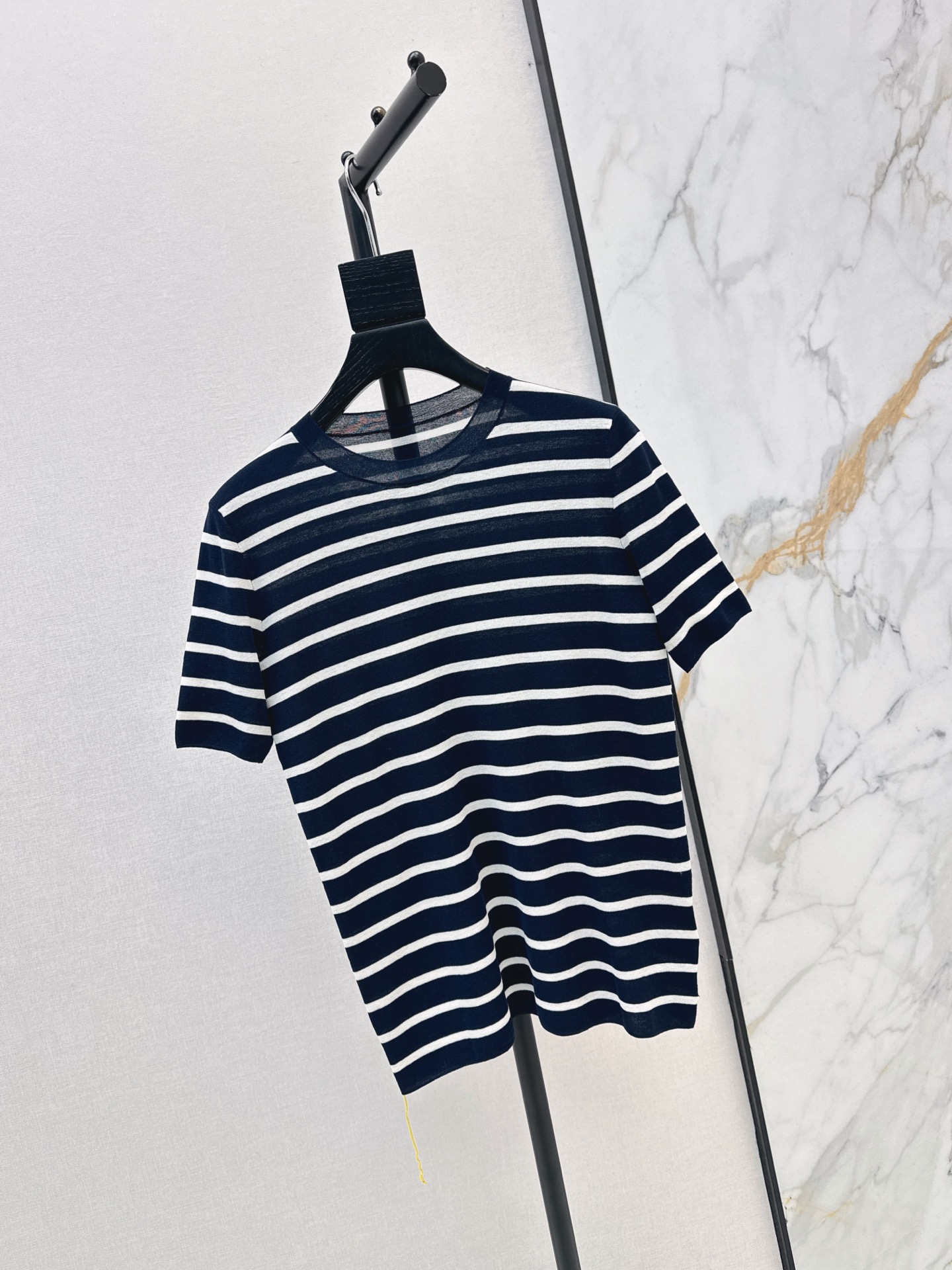 Fen 26fw stripe knit top