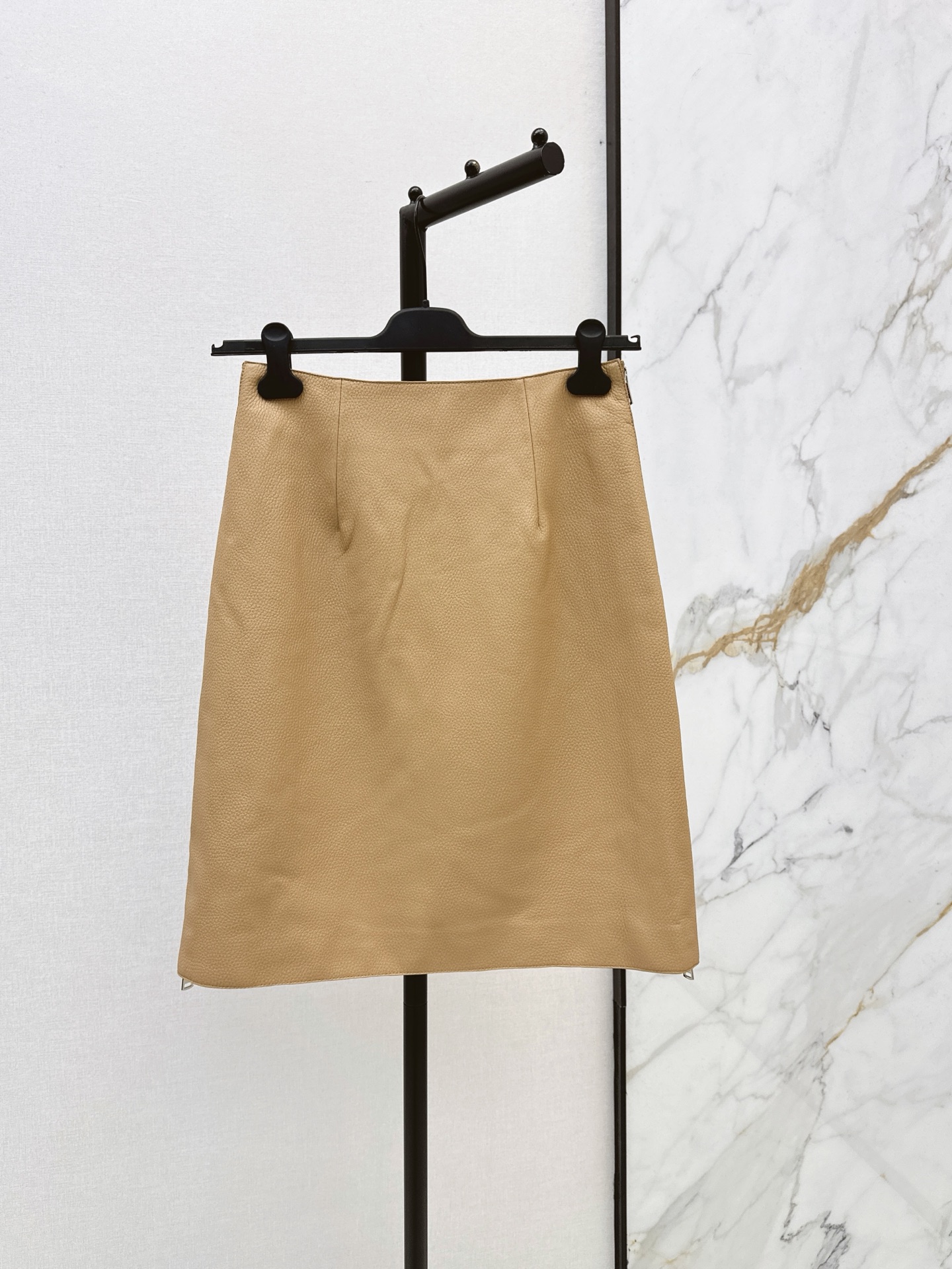 Fend 26fw leather skirt