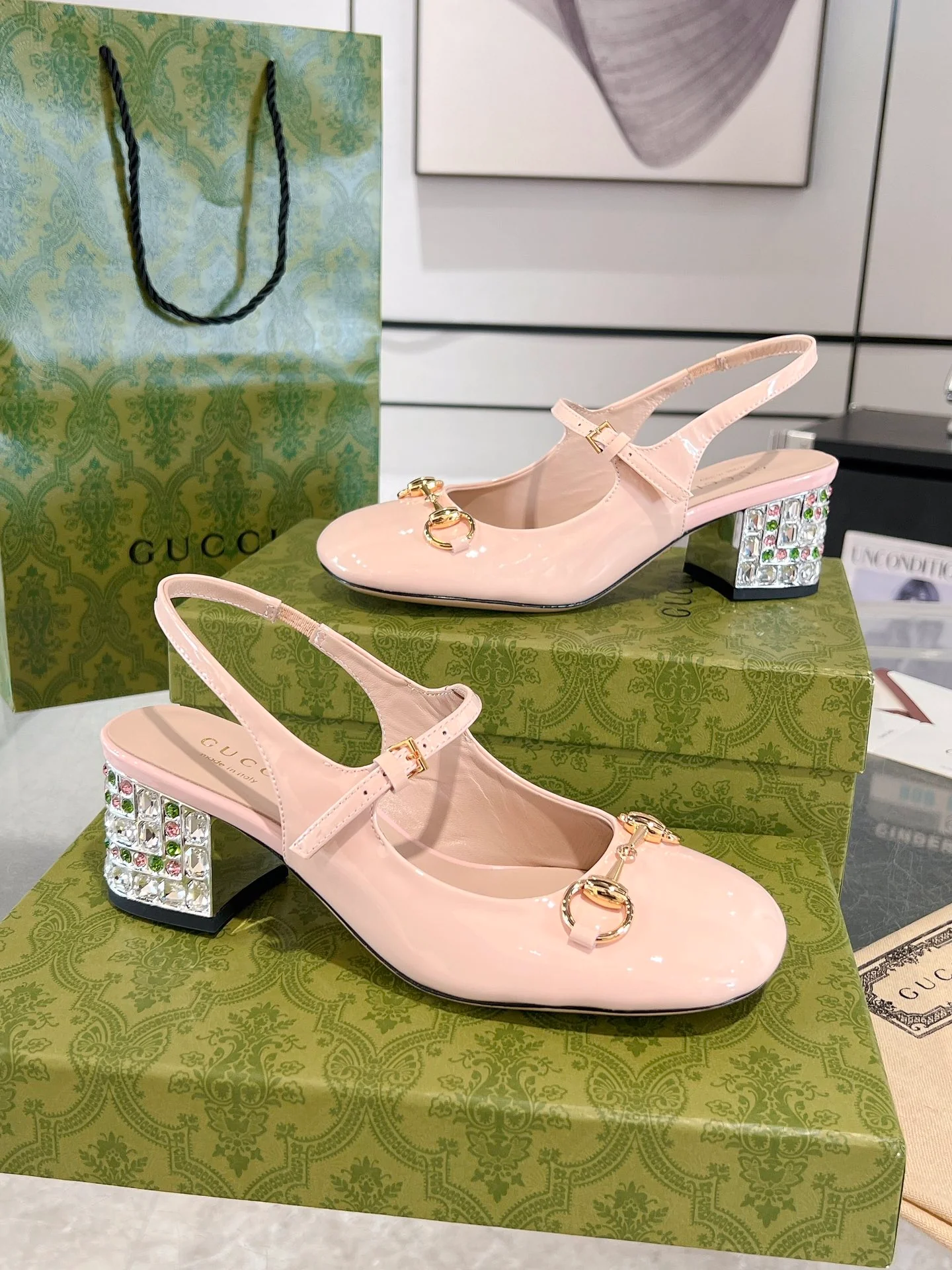 Gucc 26ss rhinestone slingback chunky heel