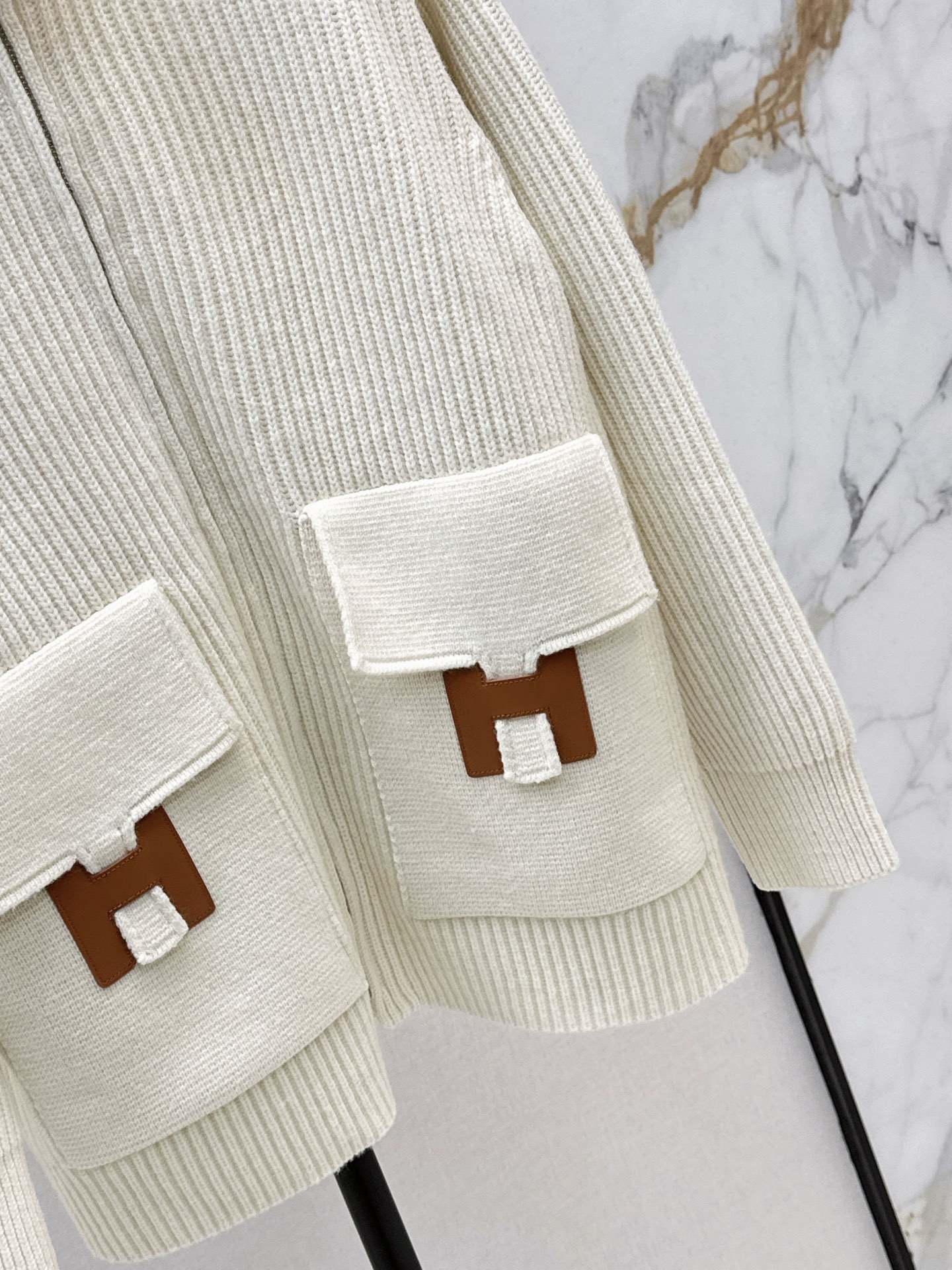 Her 26fw wool knit jacket