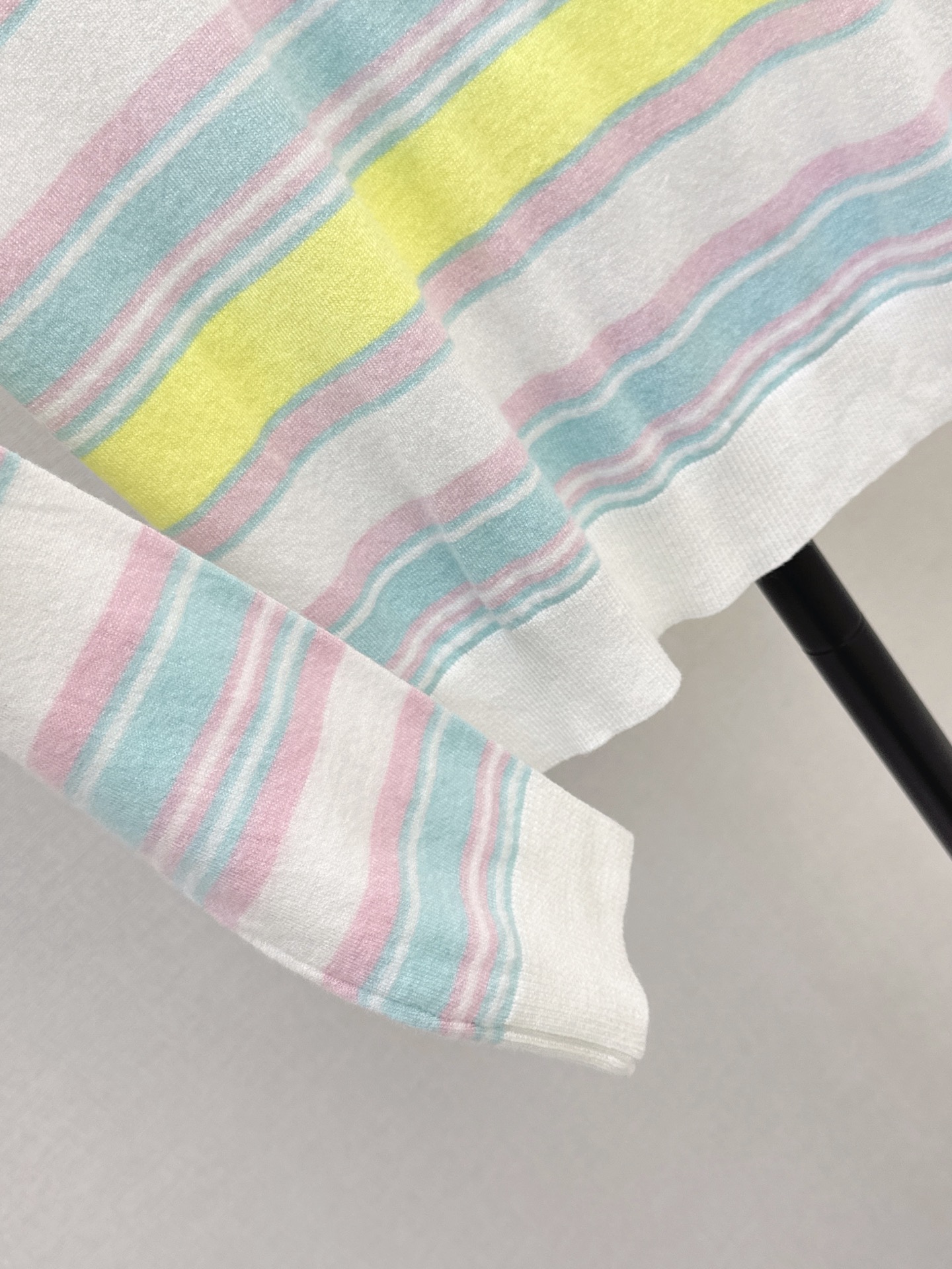 Miu 26fw stripe sweater