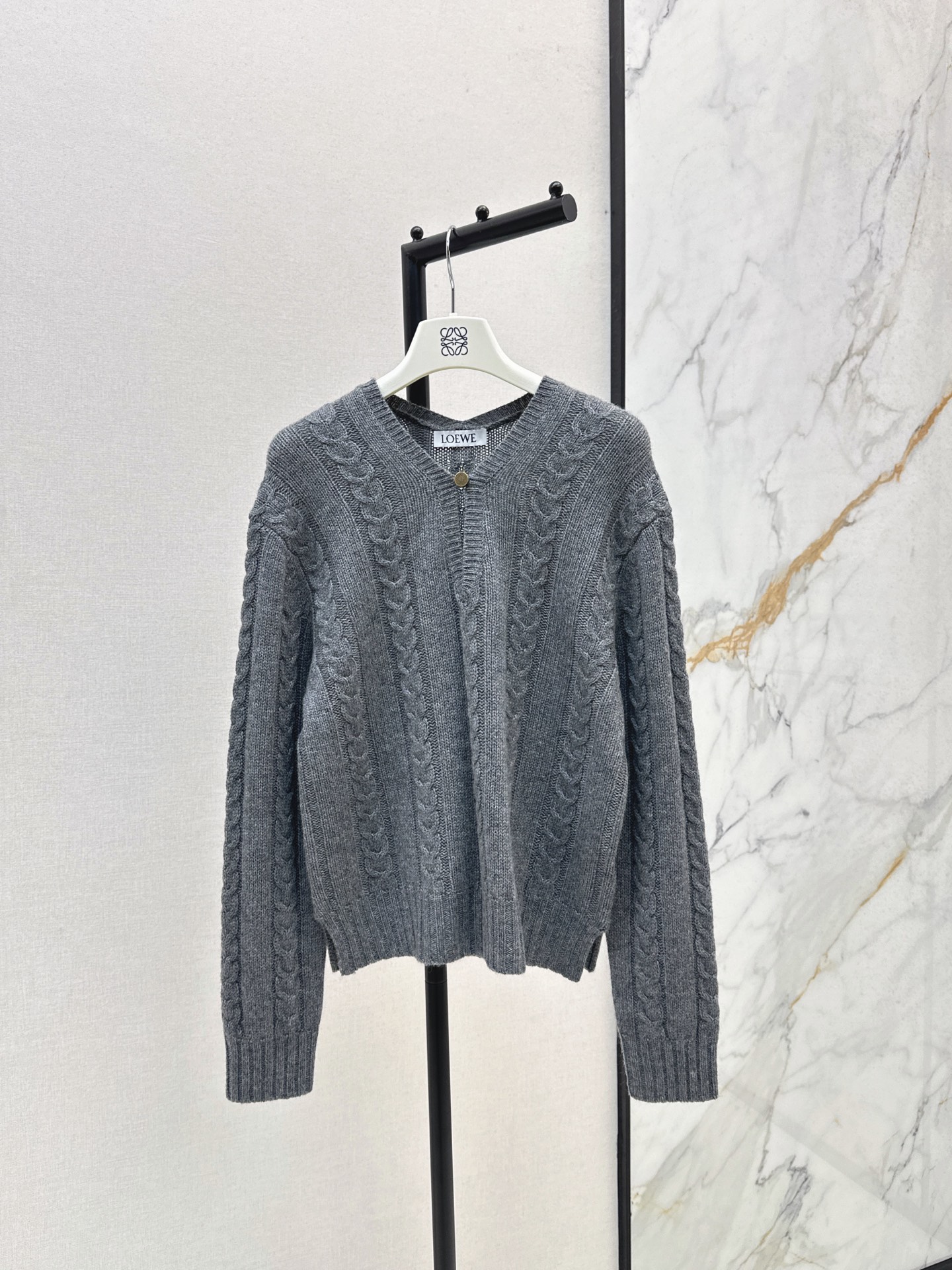 Loe 26fw cashmere sweater