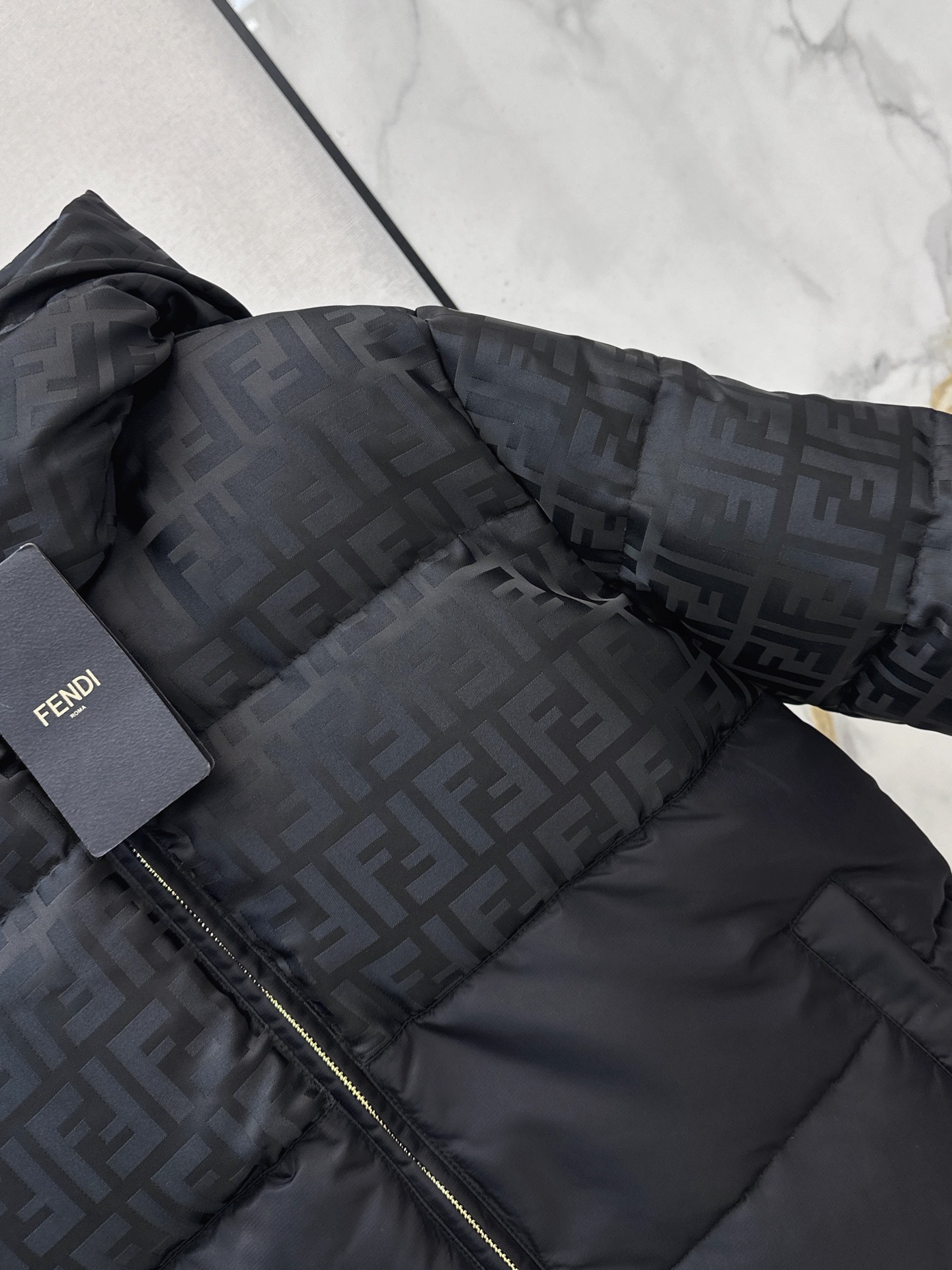 Fen 26fw jacquard hooded down jacket