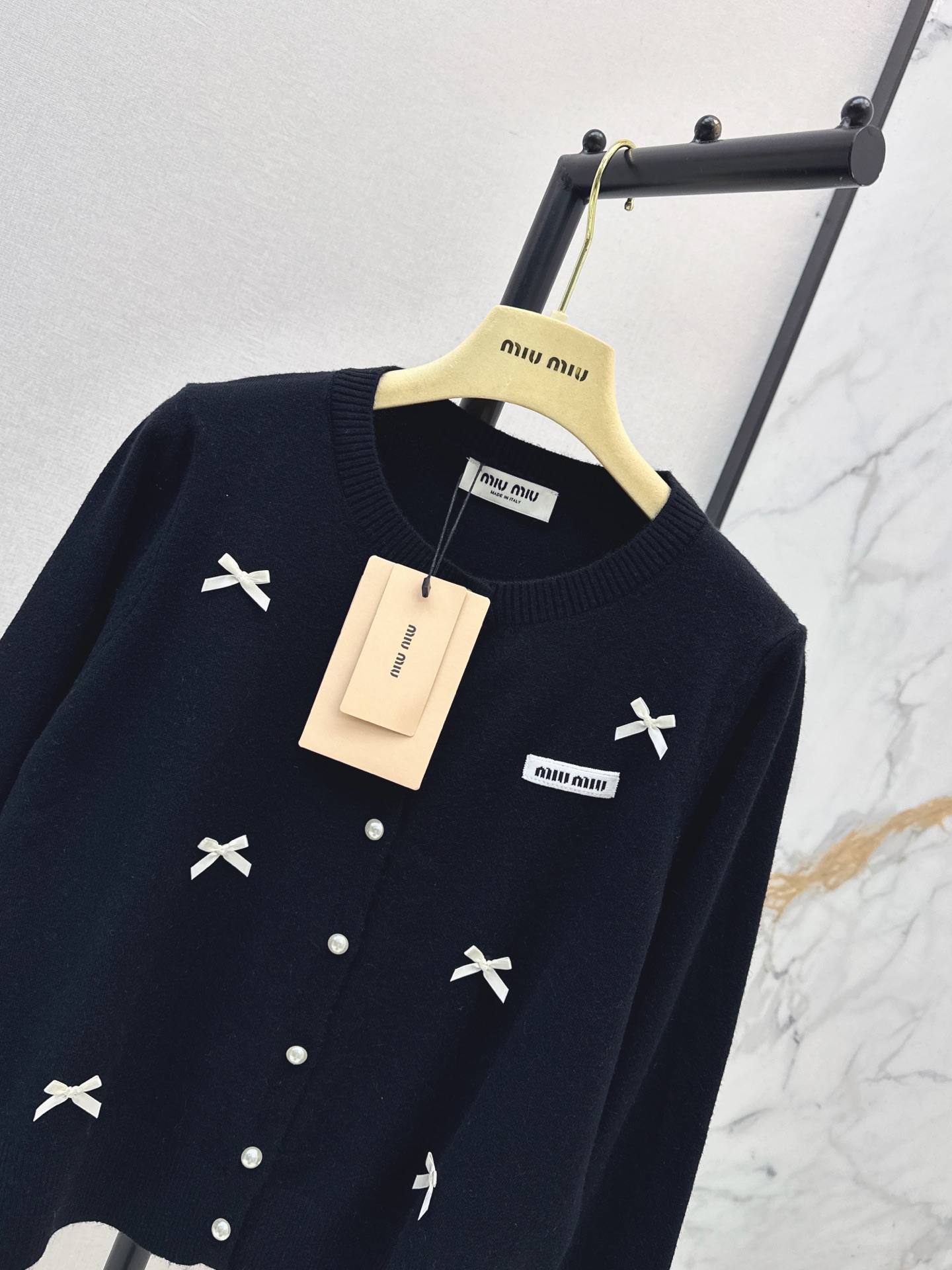 Miu 26fw bow cardigan