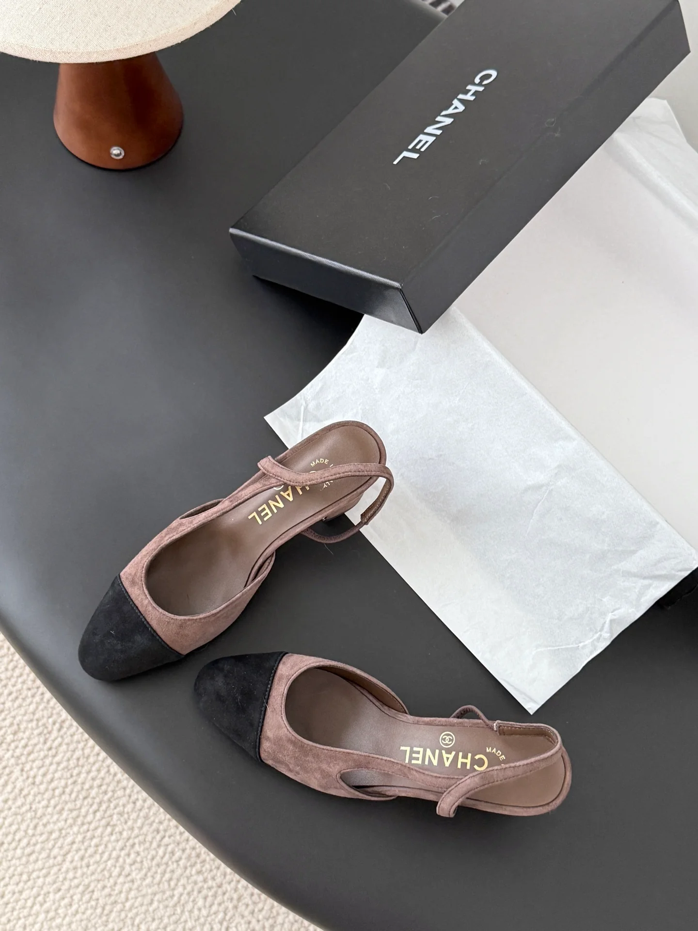 Chan 25fw slingback chunky heels