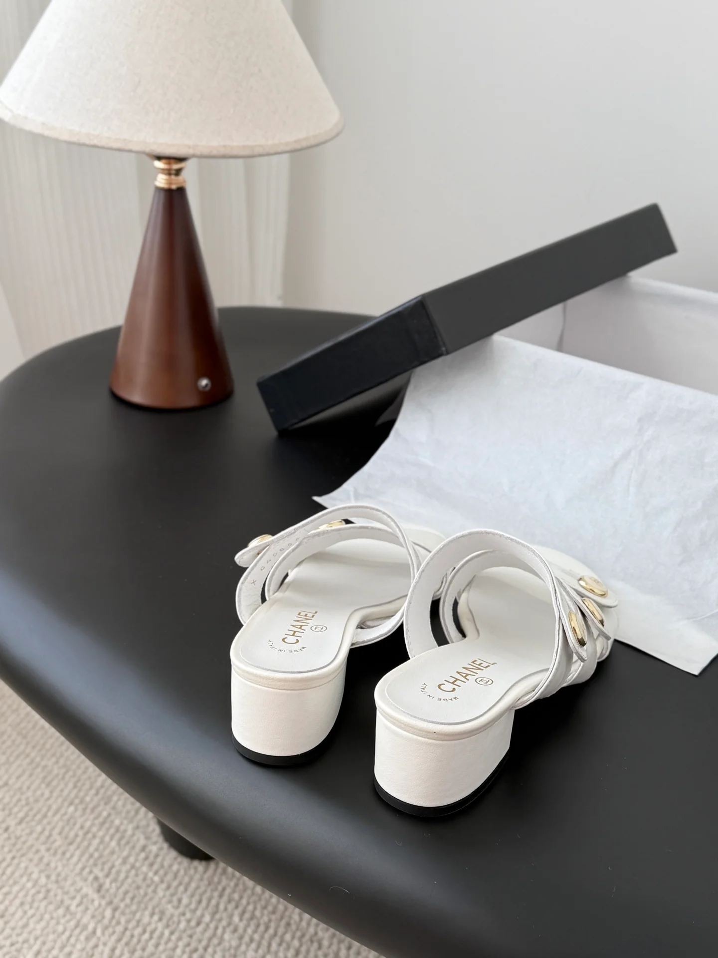Chan 26ss sandals