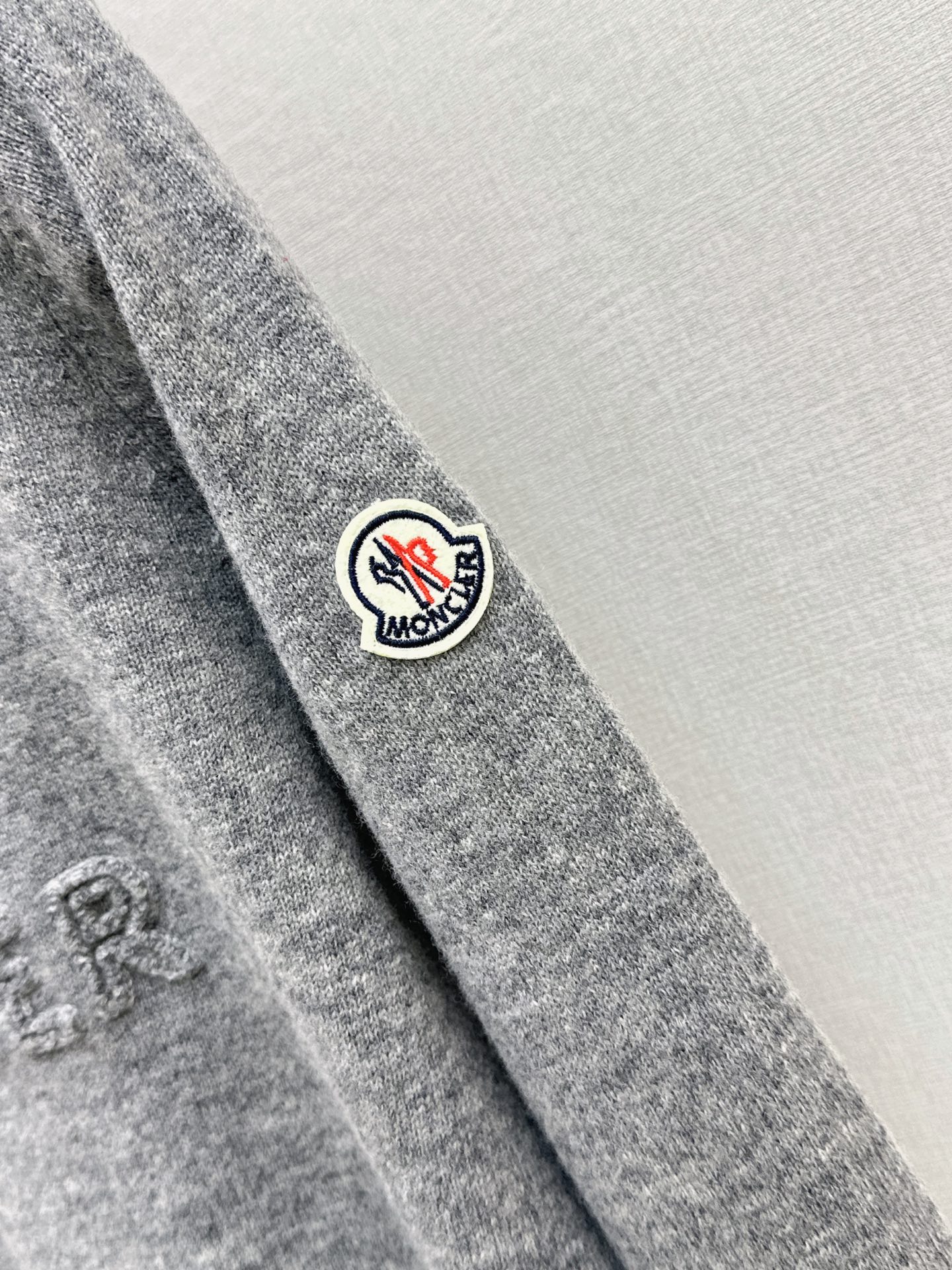 Monc 26fw embroidery knitwear